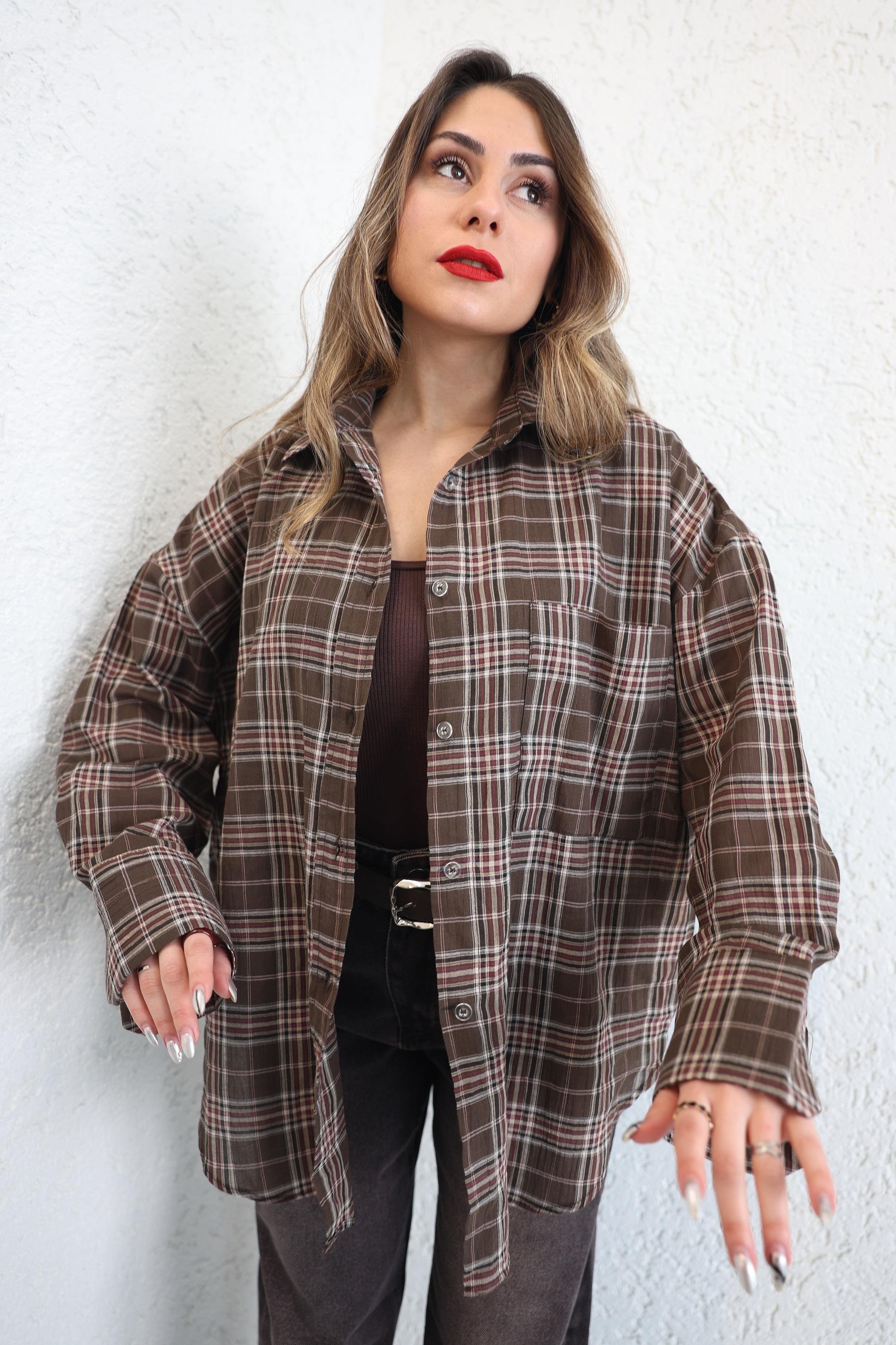 GömlekÇizgili Kore Gömlek