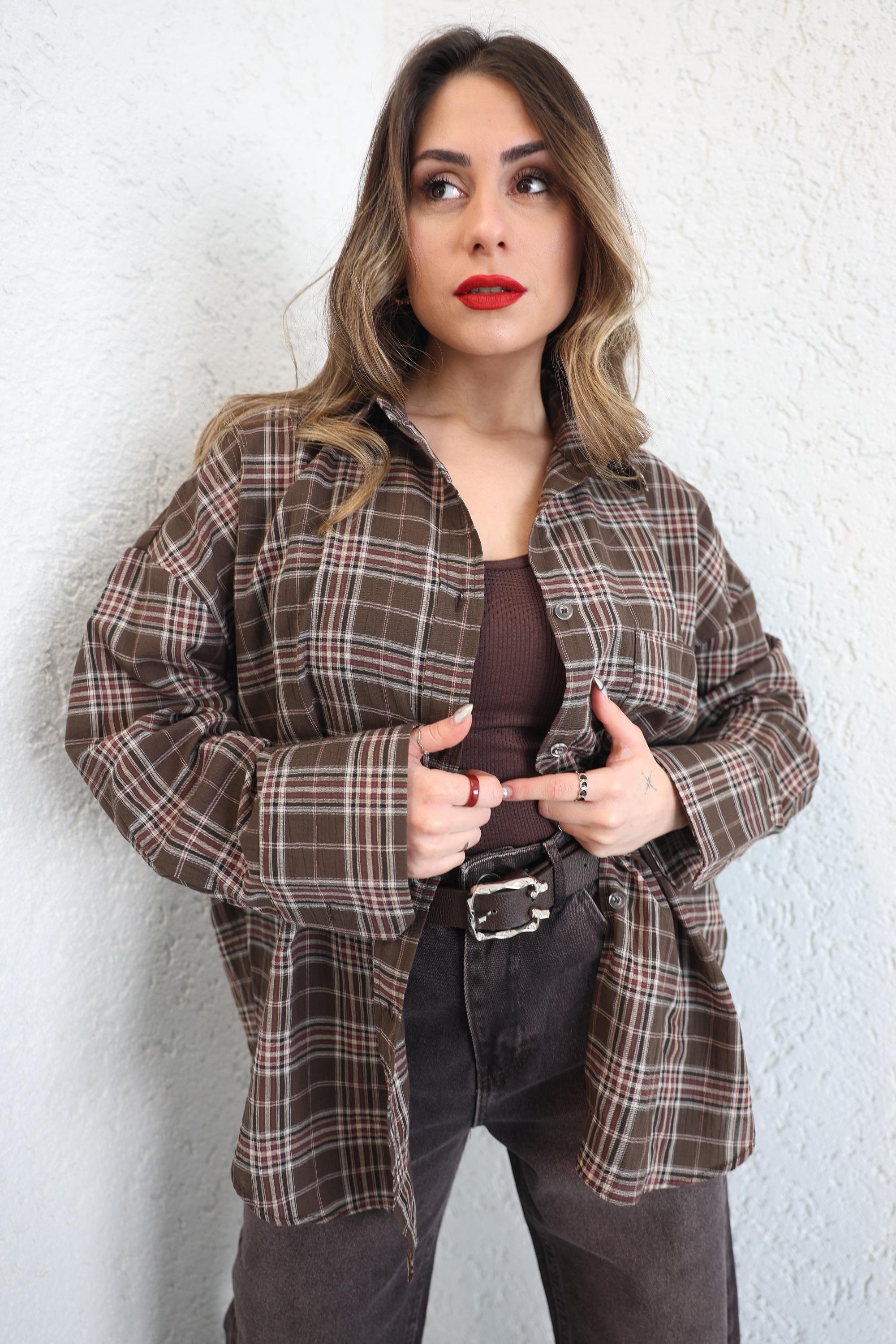 GömlekÇizgili Kore Gömlek