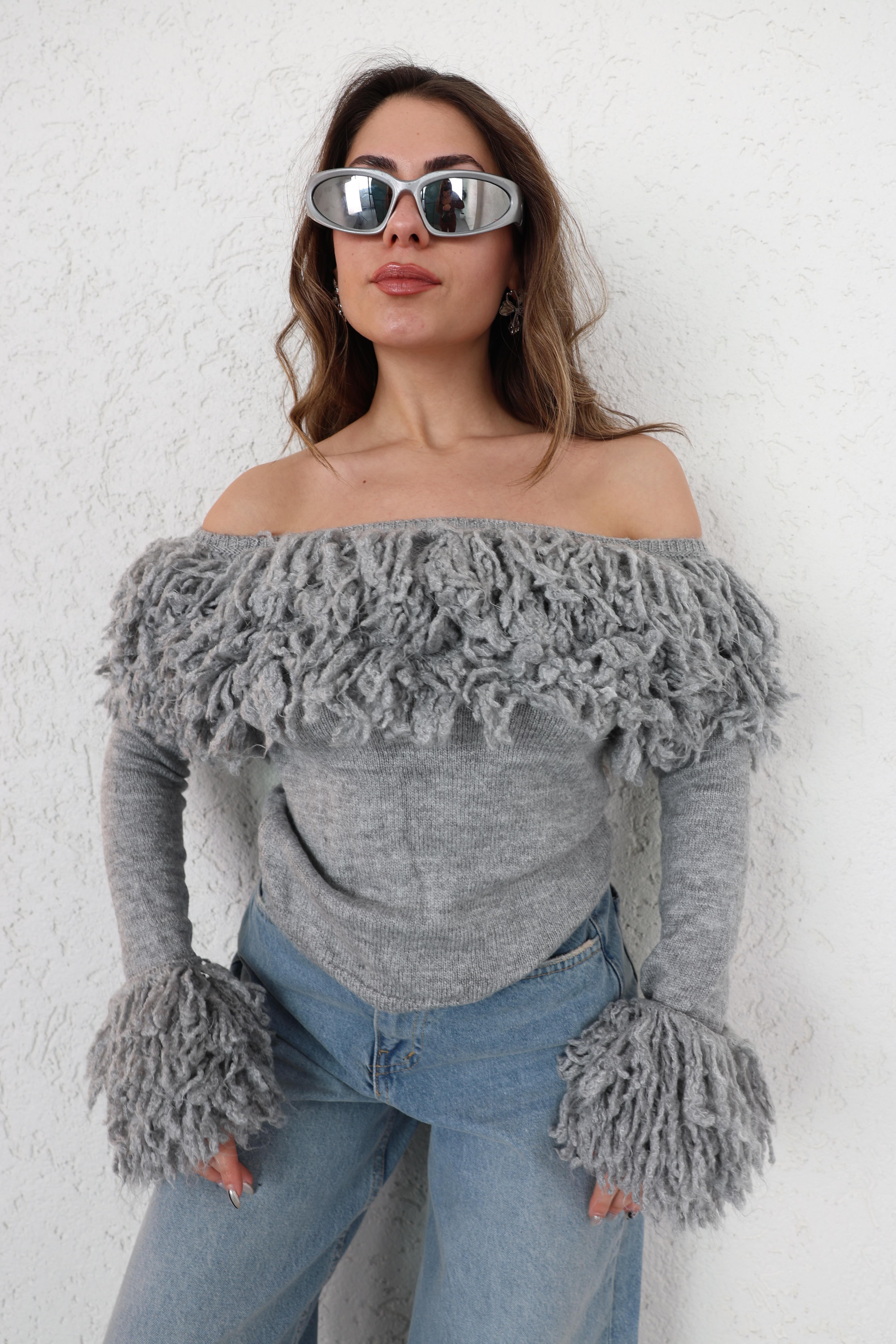 Triko/KazakPüsküllü Madonna Kazak