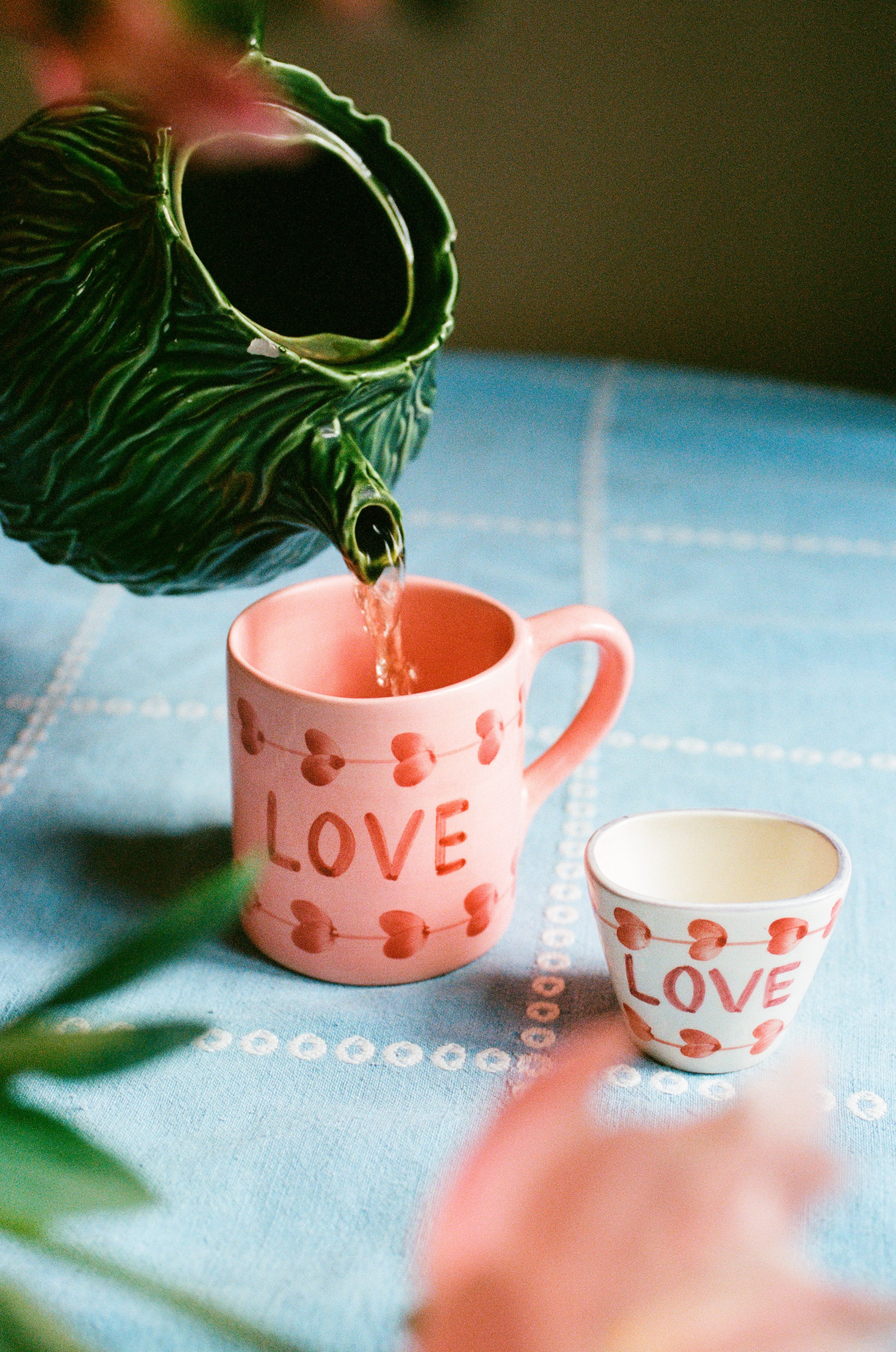 El Yapımı Oval Seramik Espresso Kupa - Love