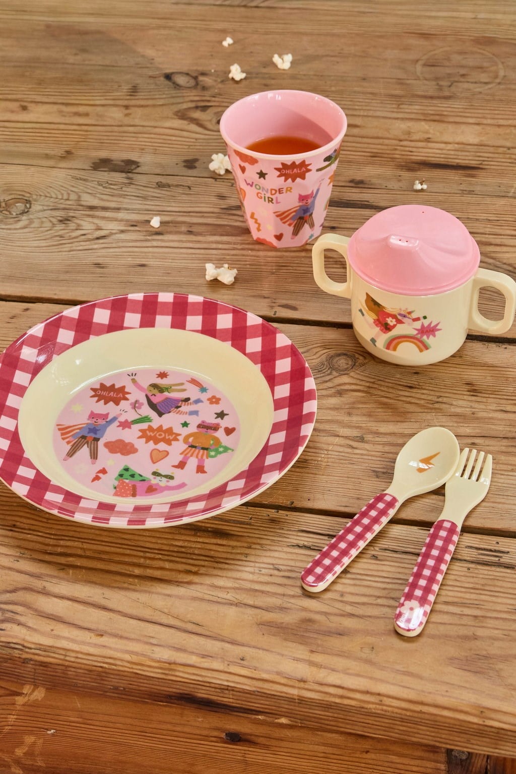 Melamin Çukur Tabak - Pembe Kahraman