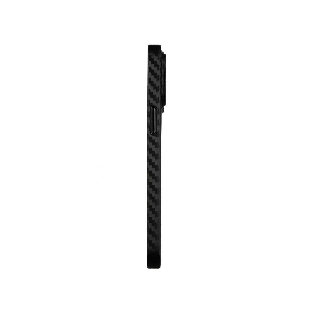 iPhone 15 Pro Carbon Telefon Kılıfı
