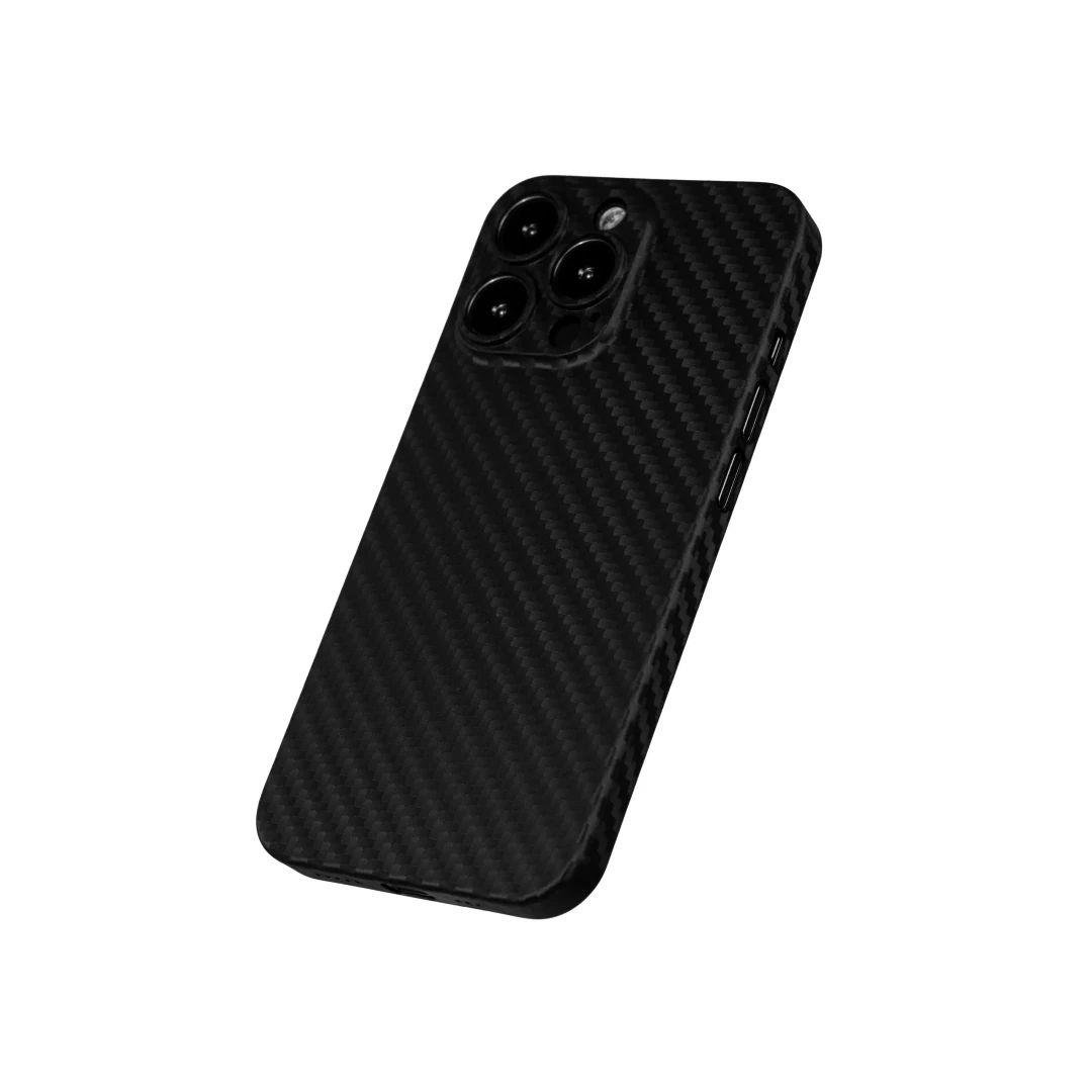 iPhone 15 Pro Carbon Telefon Kılıfı