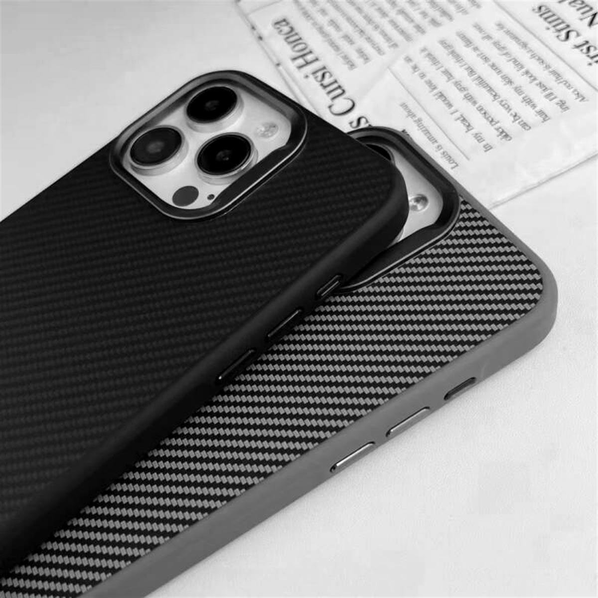 iPhone 15 Pro Max Carbon Telefon Kılıfı