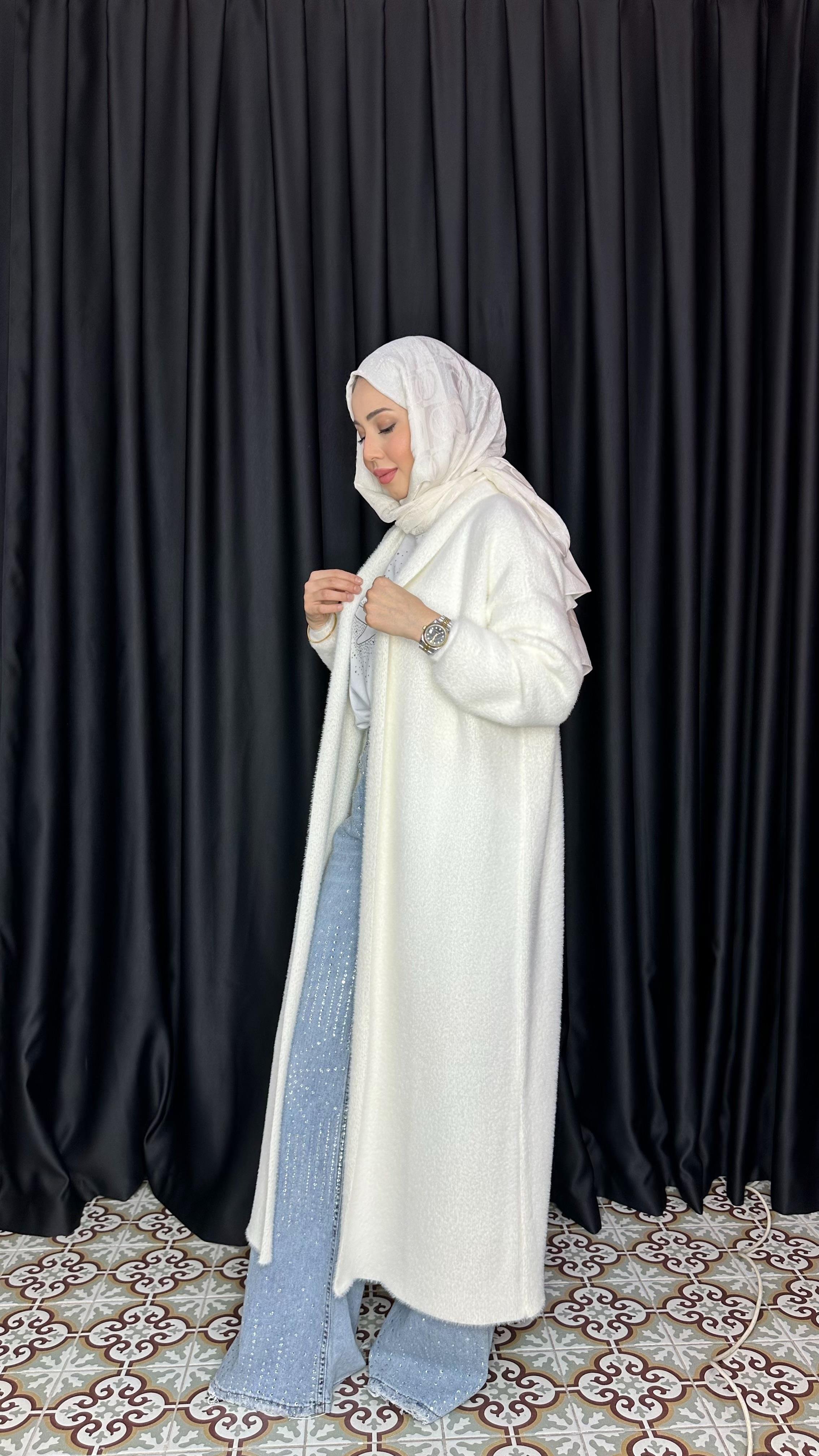 BEYAZ ANGORA HIRKA