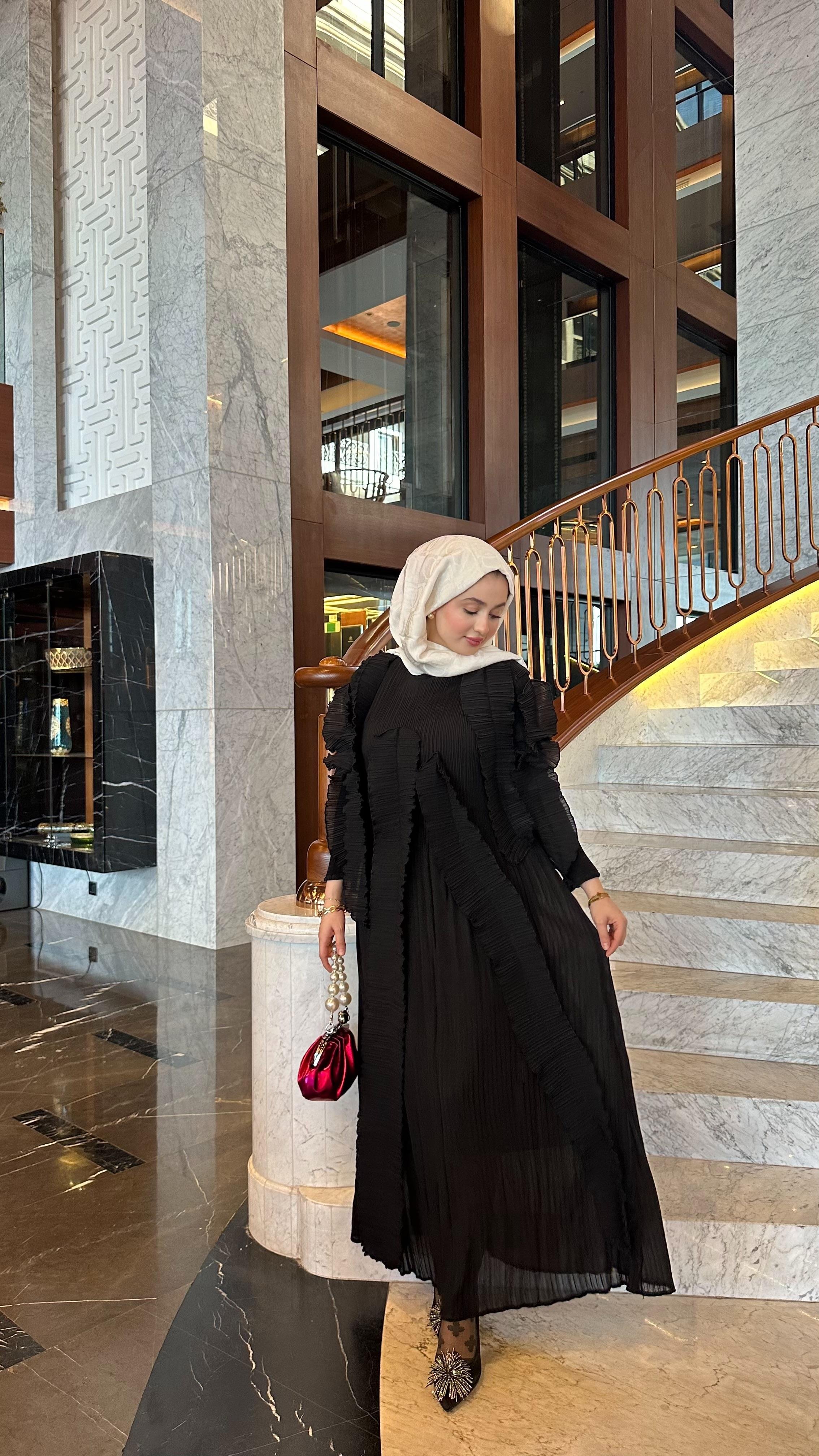 KÜBİ İTHAL ELBİSE