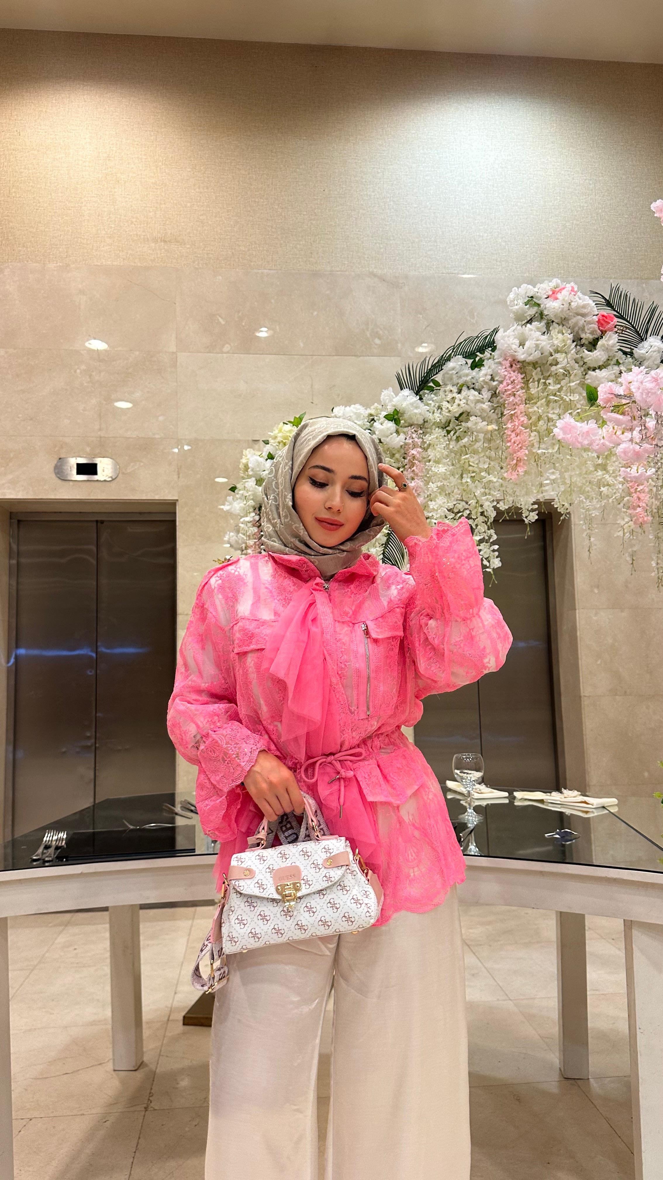PEMBE TÜTÜ CEKET