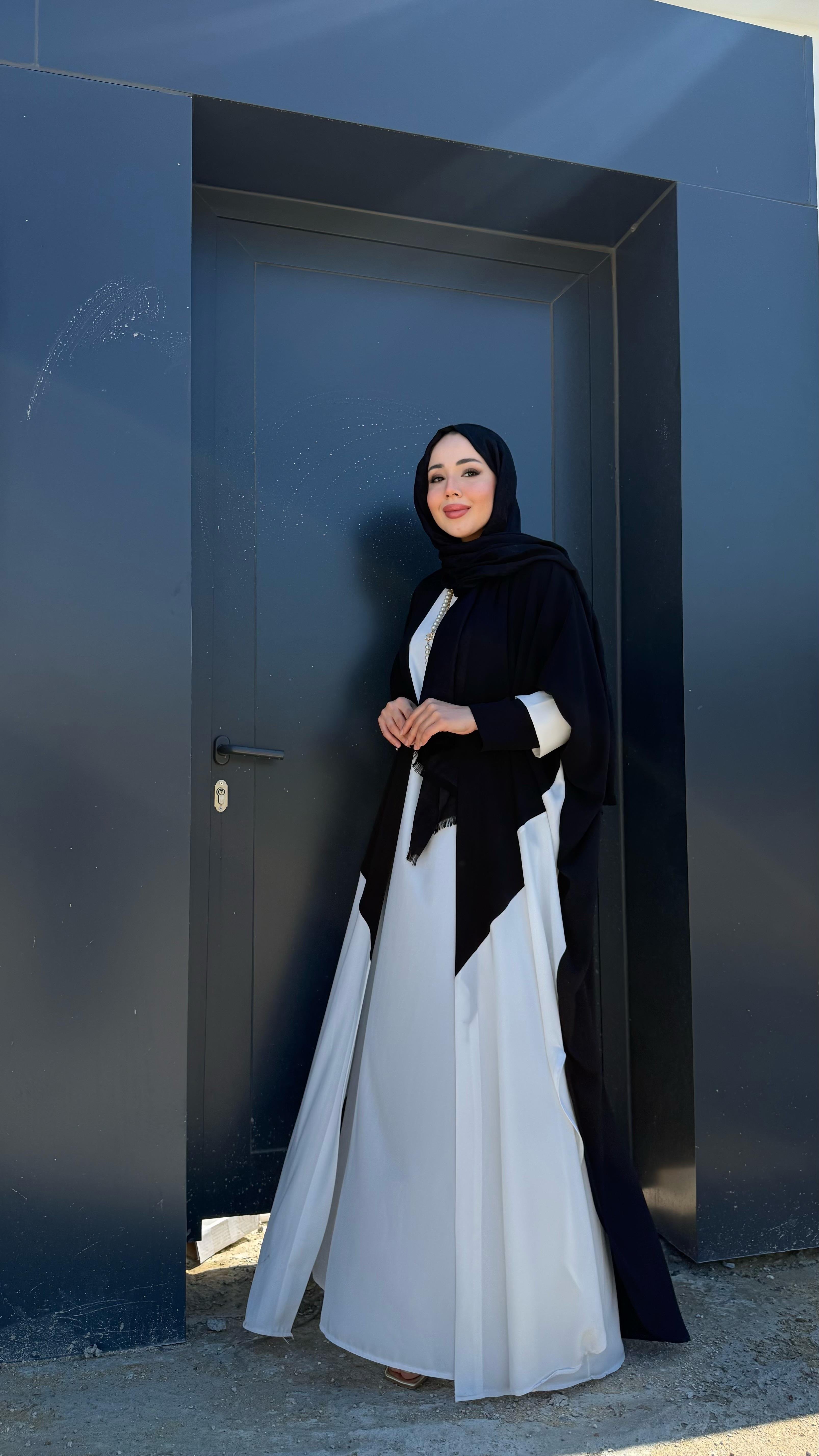 TASARIM İÇLİKLİ ABAYA