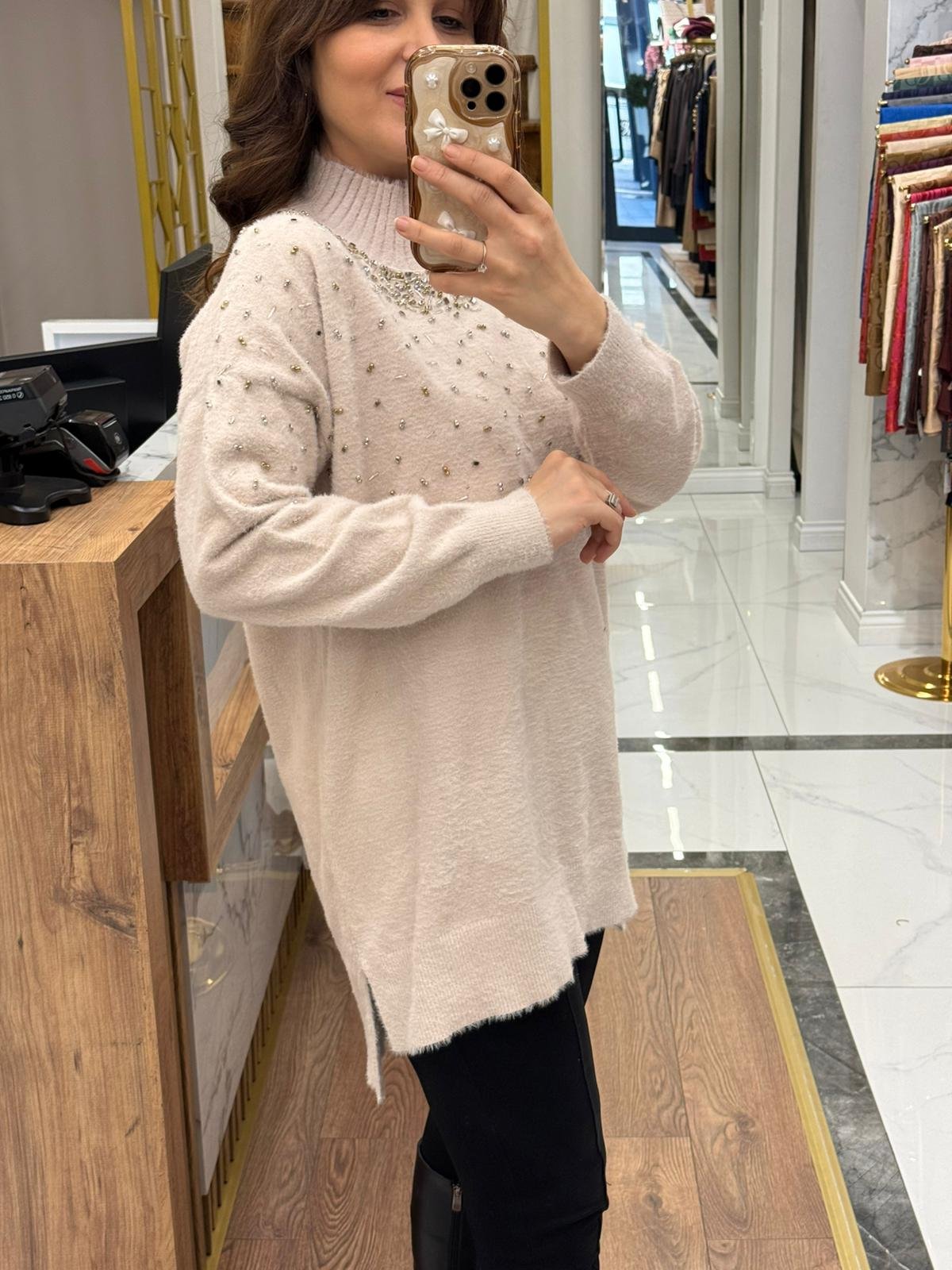 ANGORA KAZAK