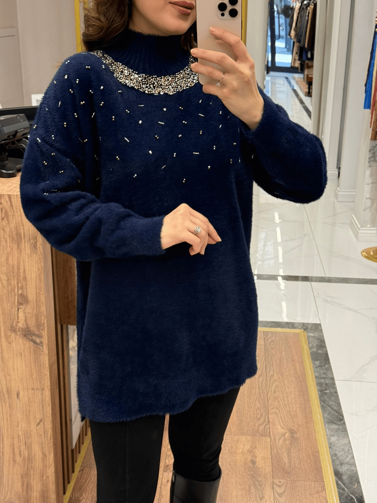 ANGORA KAZAK