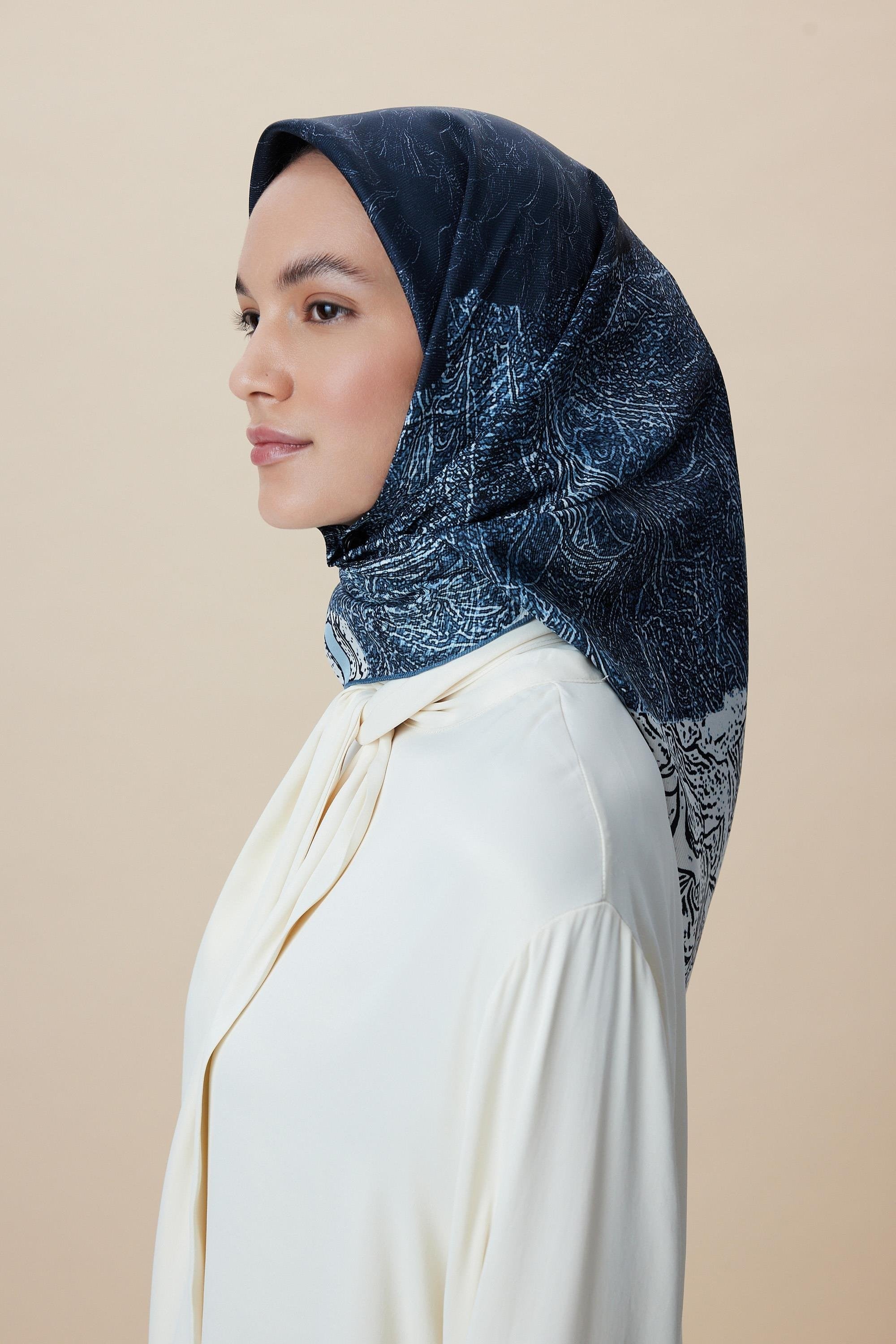 MAİSA-KÜN MULBERRY İPEK EŞARP