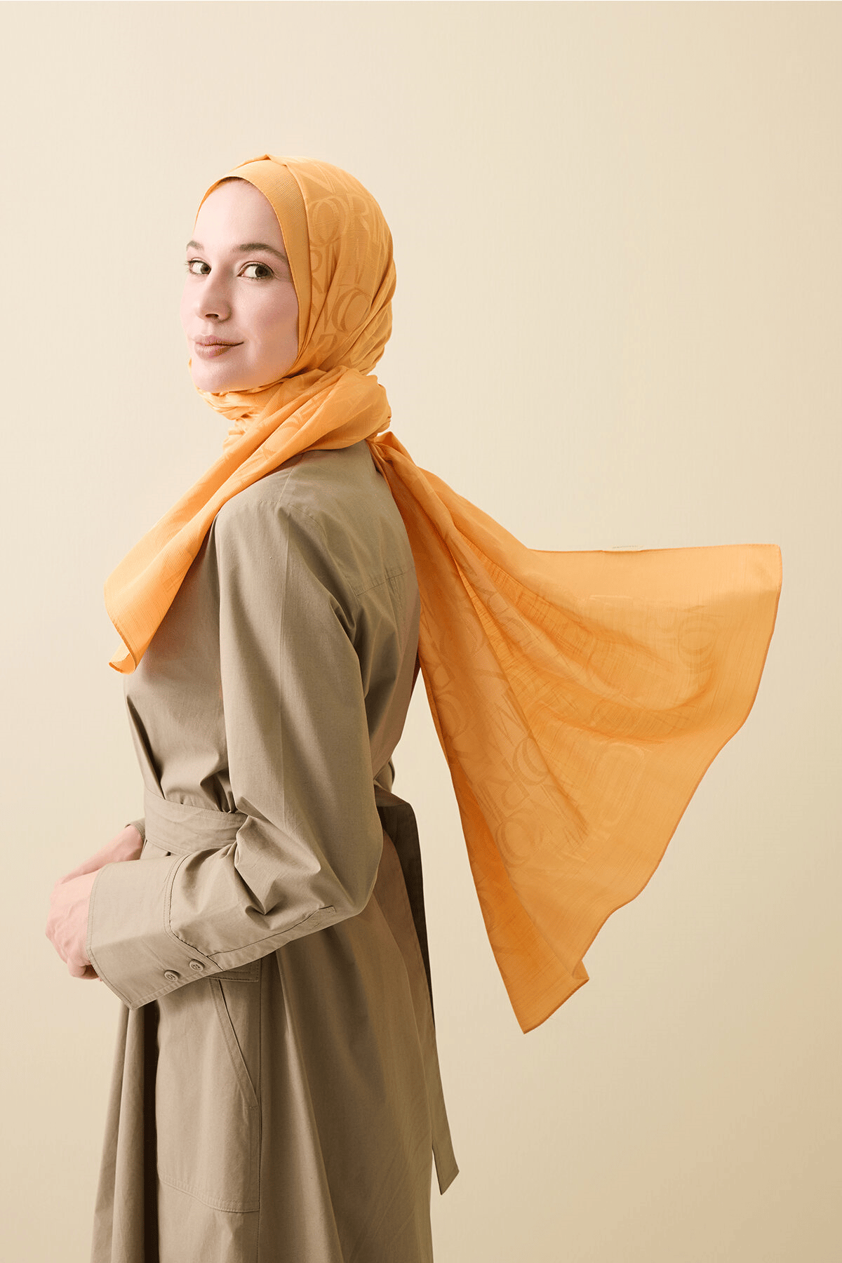 MONOGRAM SHINY JAKAR ŞAL