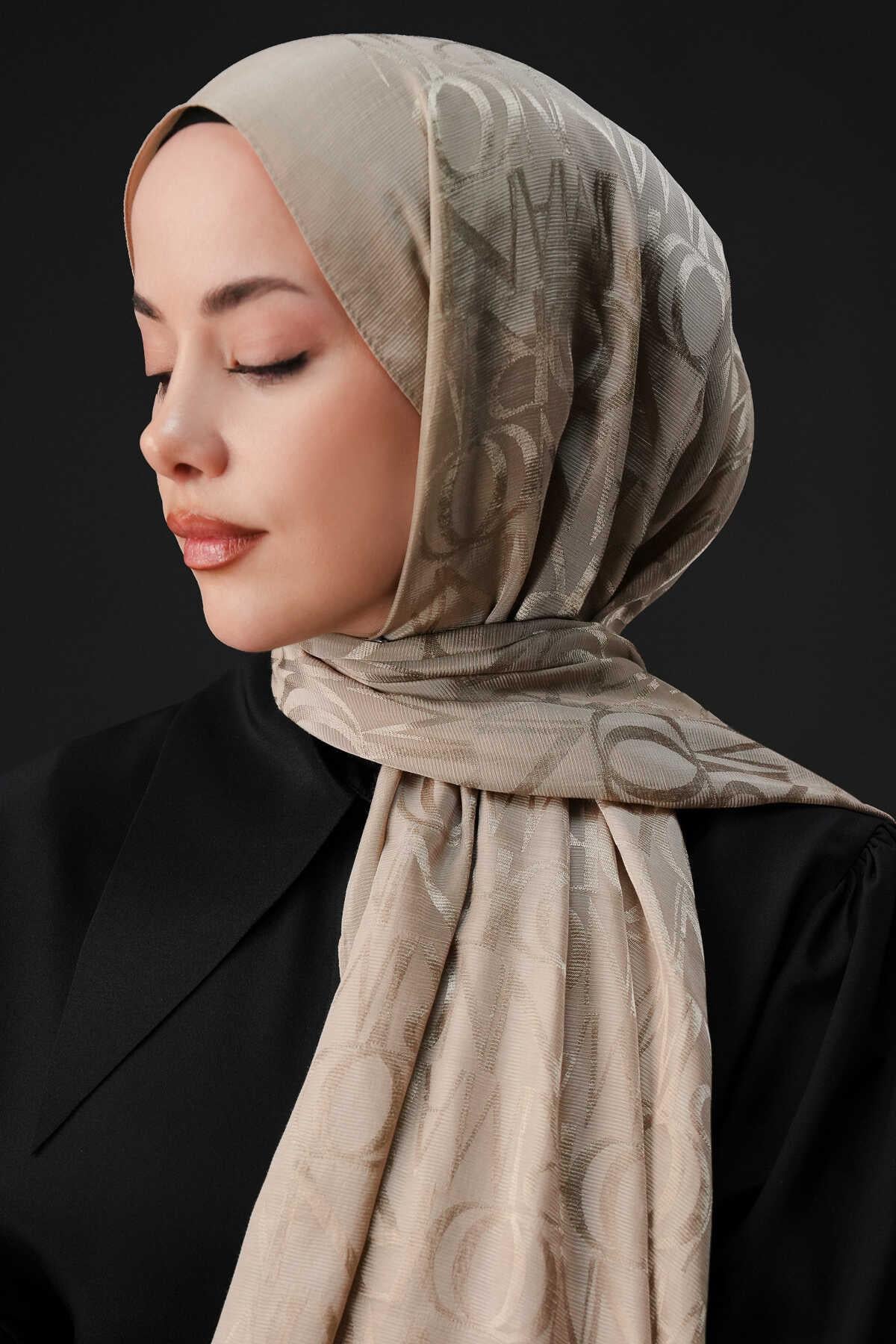 MONOGRAM SHINY JAKAR ŞAL