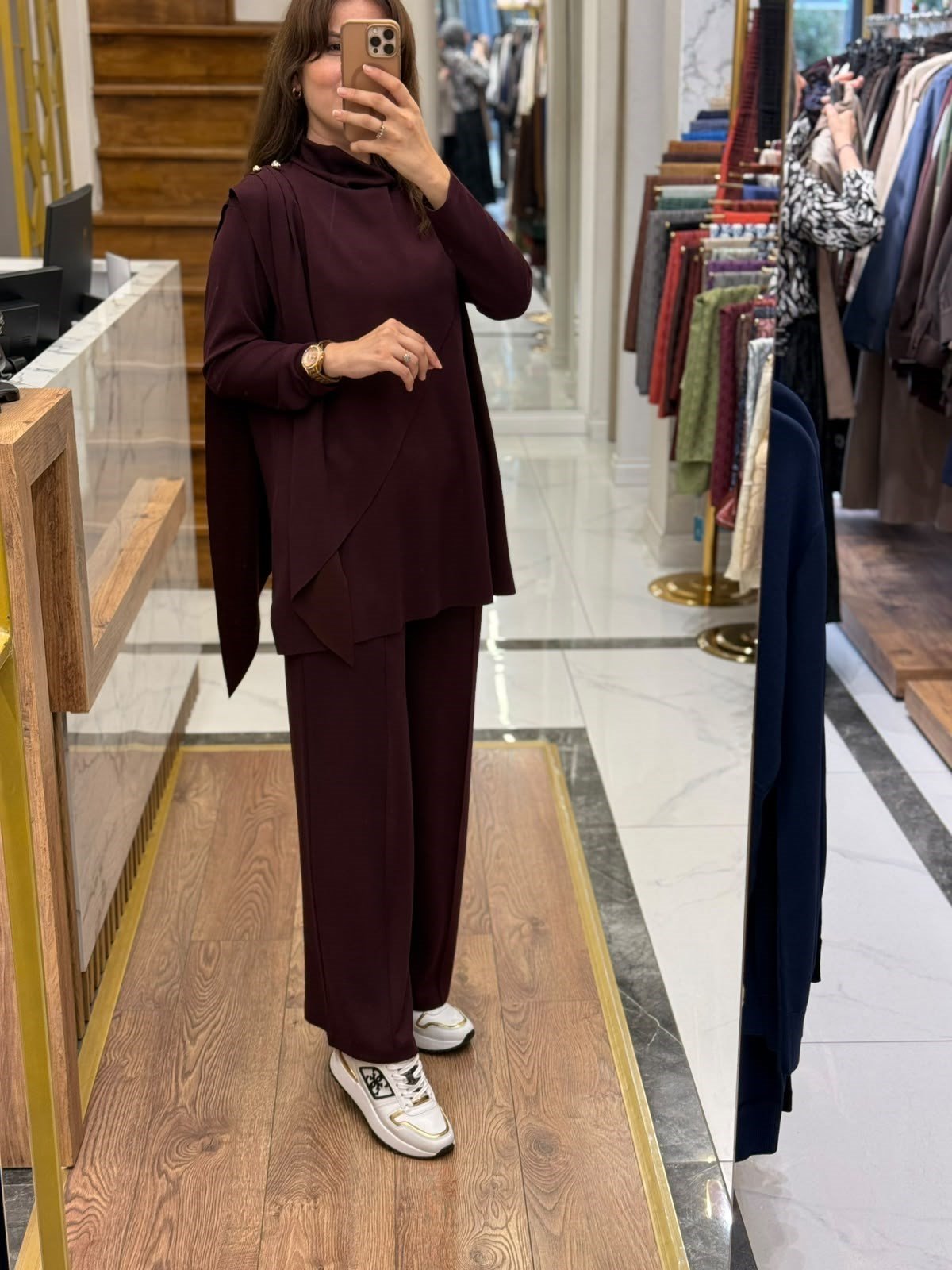MRW-BORDO ŞIK DOHA TAKIM