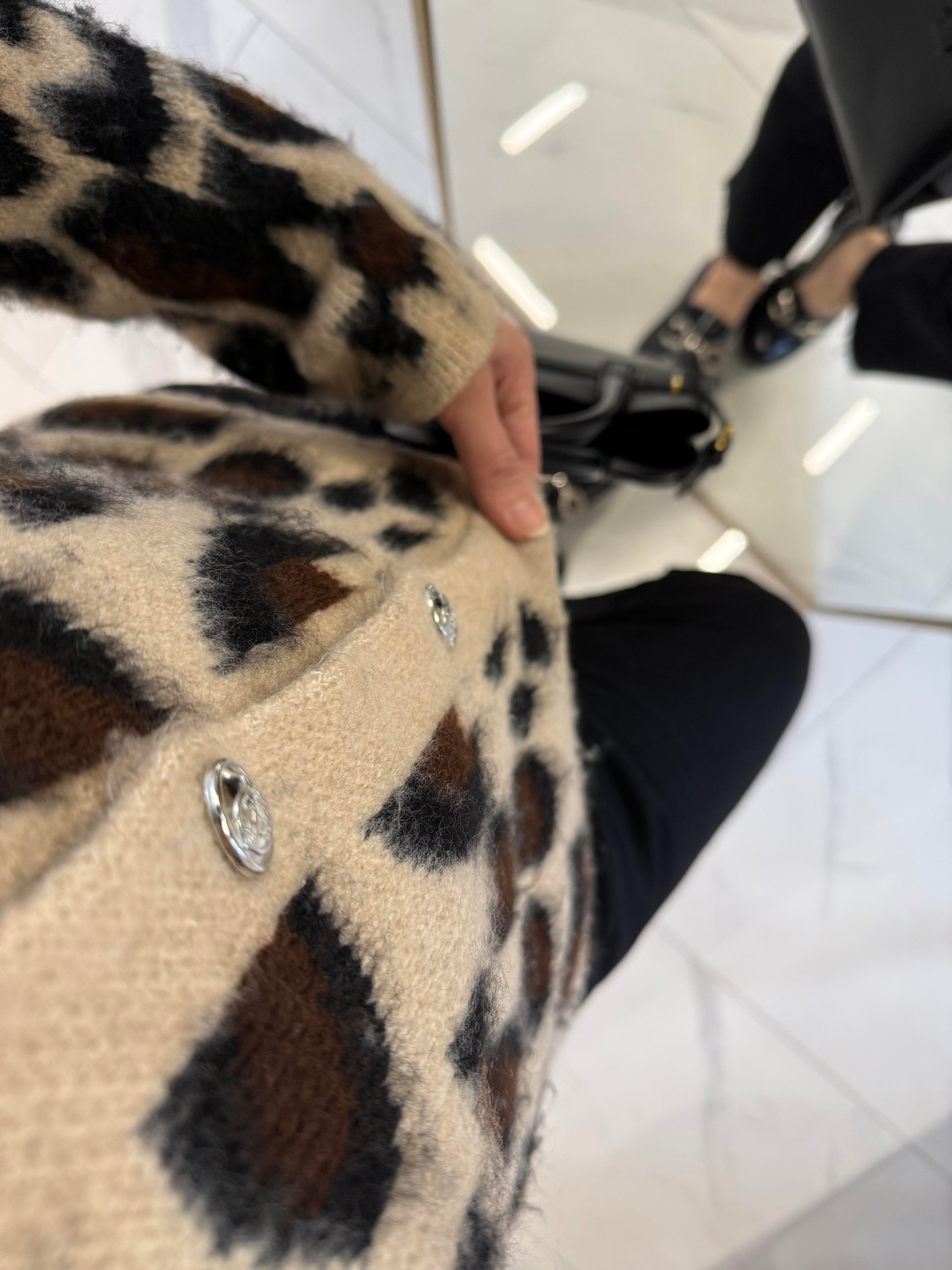 ŞARDONLU LEOPAR DESEN HIRKA