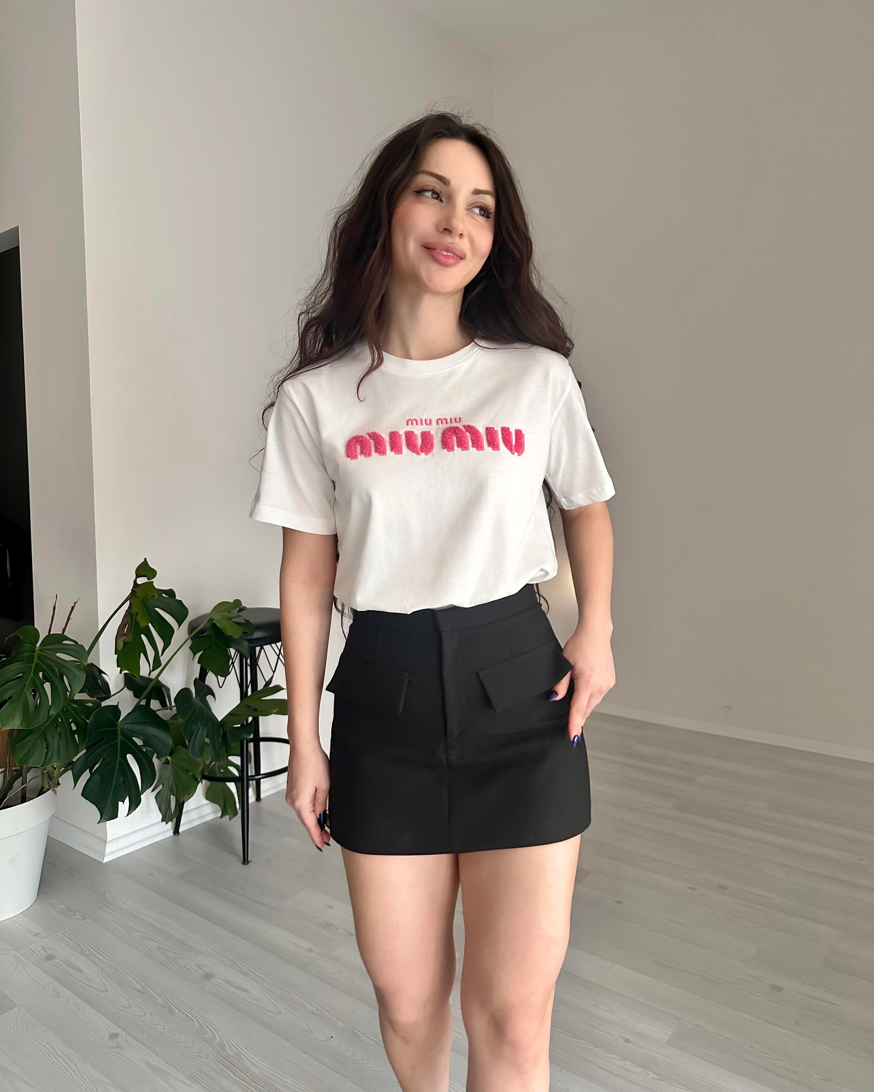 F/MM Pembe Logolu Siyah Tişört