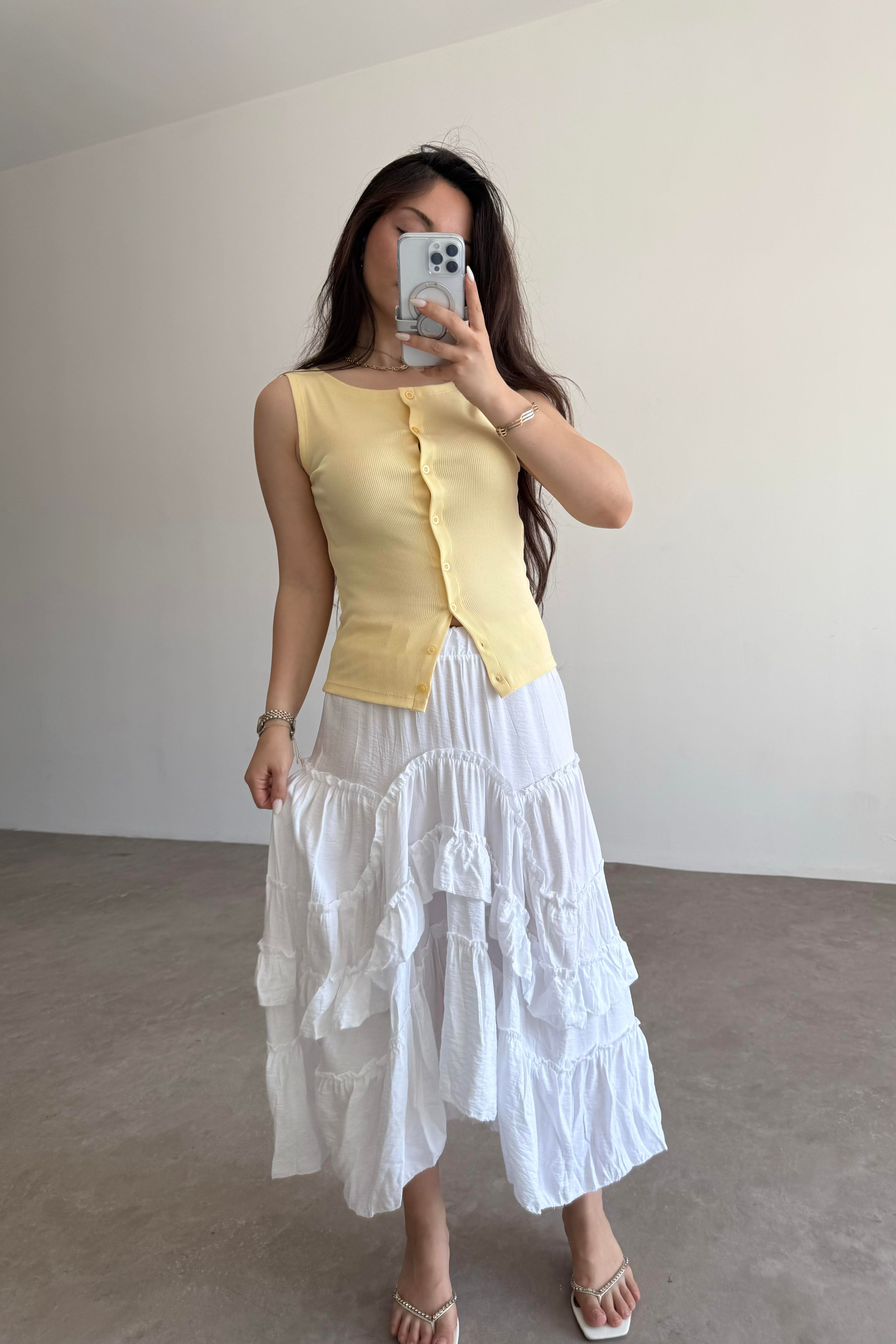 Katlı Volanlı Beyaz Midi Etek 