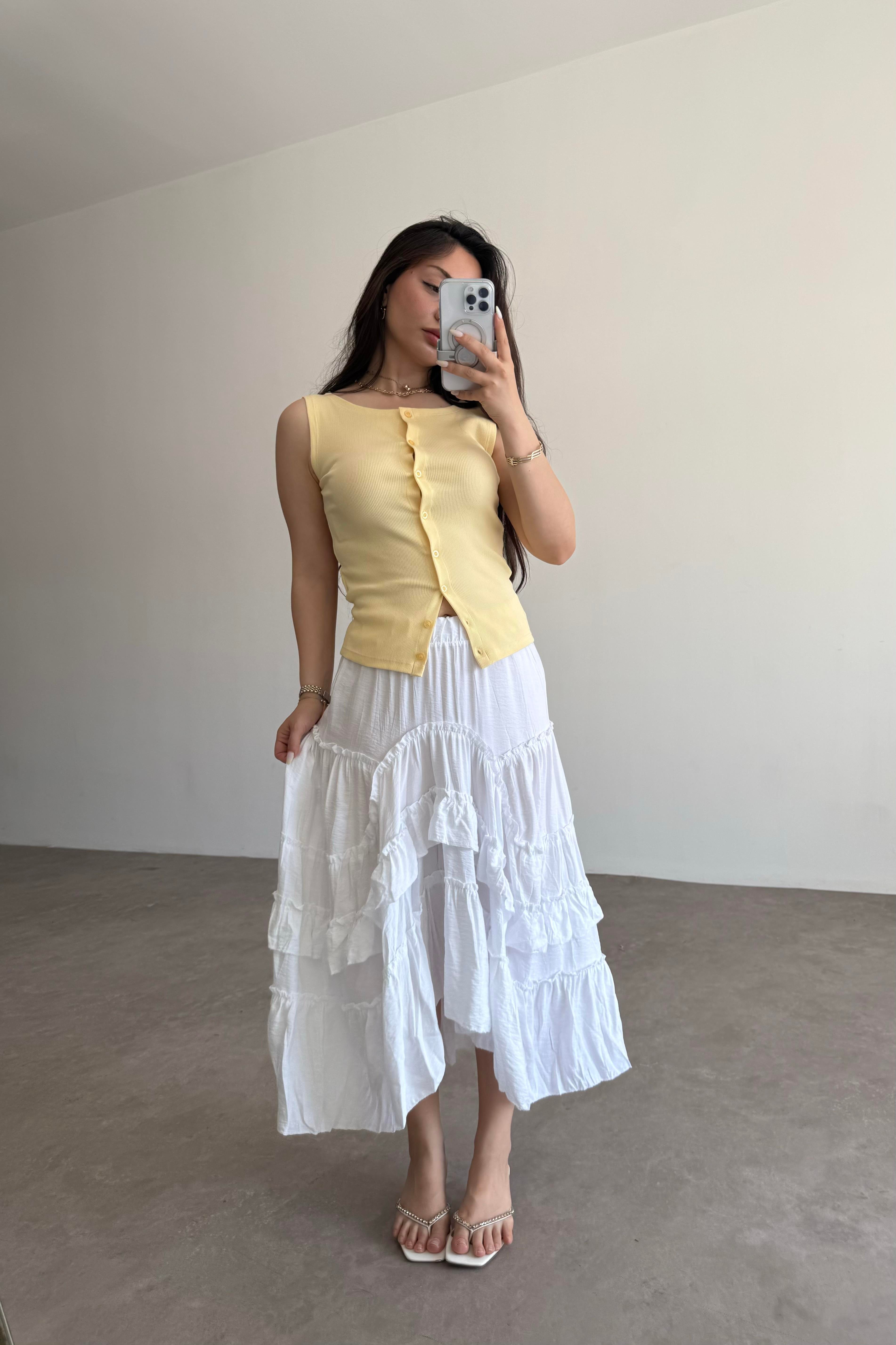 Katlı Volanlı Beyaz Midi Etek 