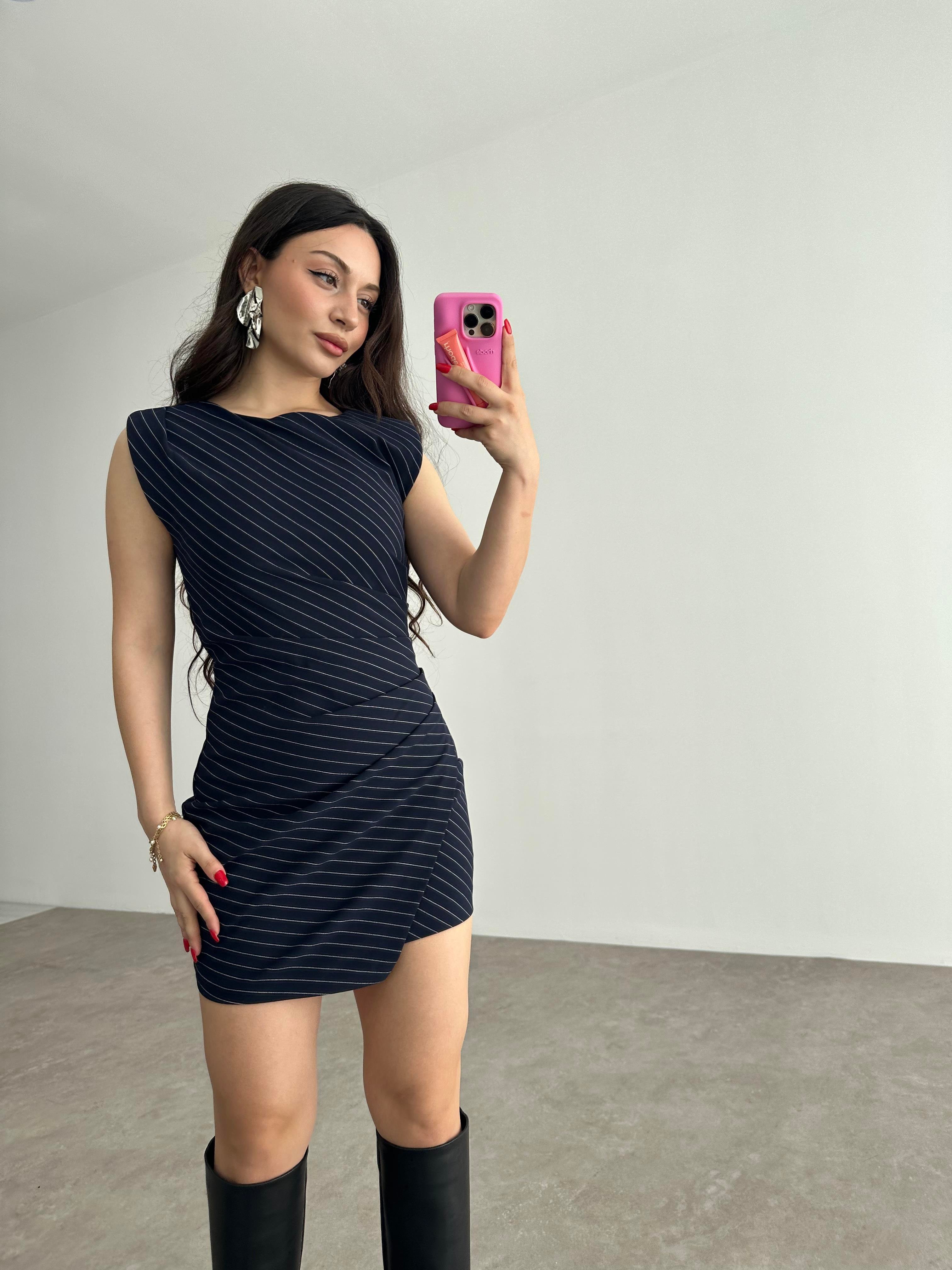 MNG Orijinal Çizgili Klasik Elbise