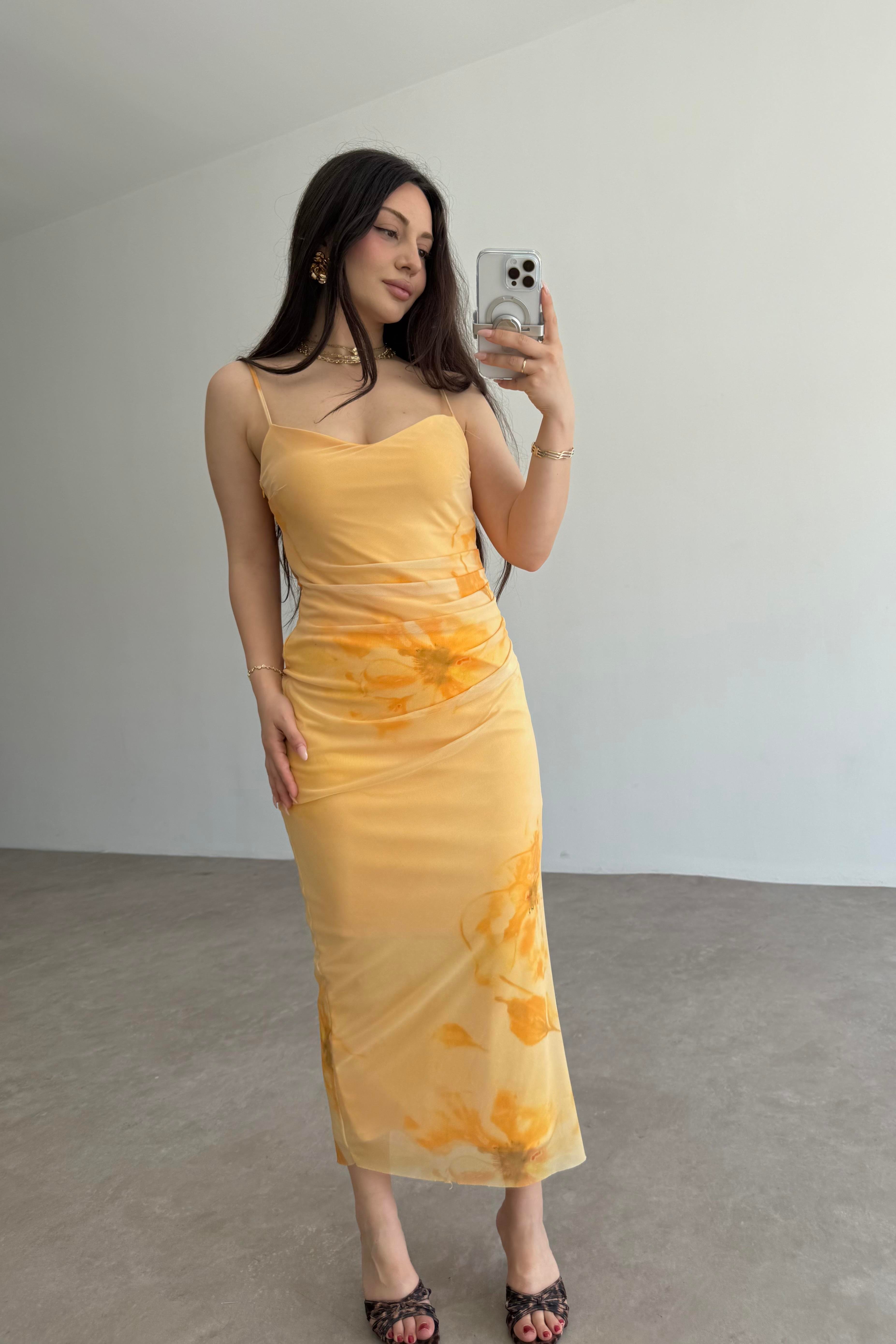 Sarı Lotus Şifon Uzun Elbise 