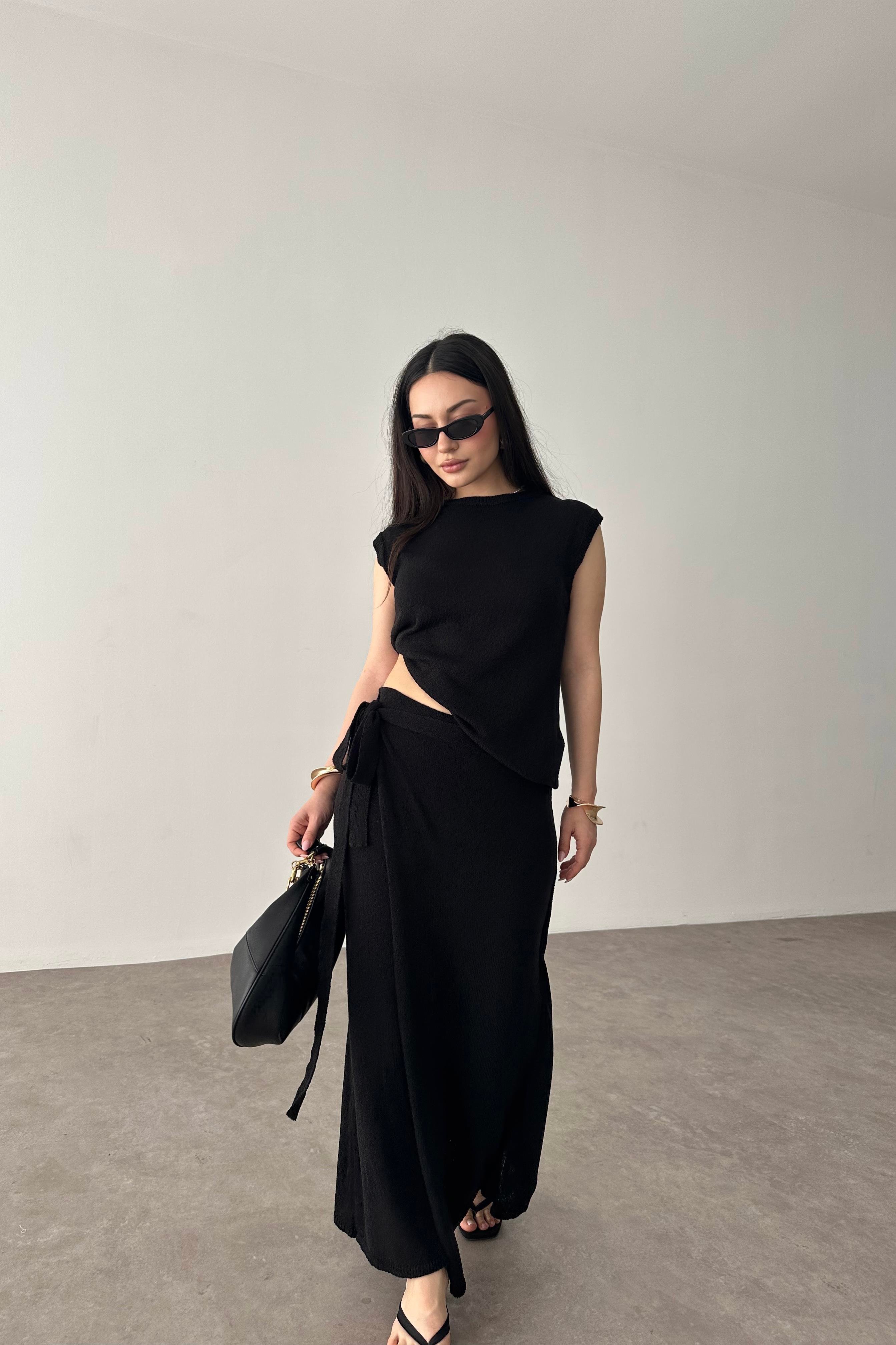 Tiaris Premium Etek Takım Siyah