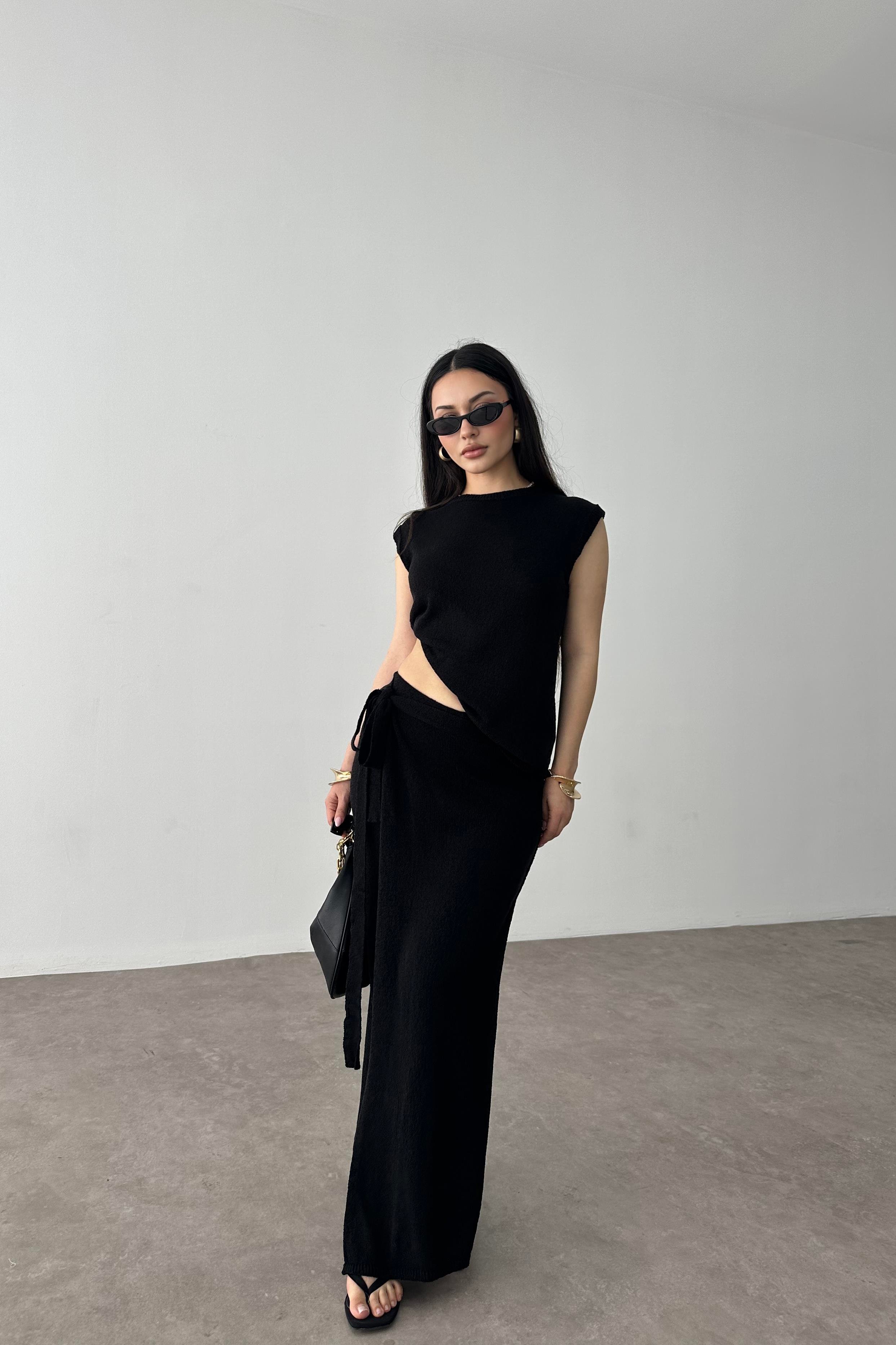 Tiaris Premium Etek Takım Siyah