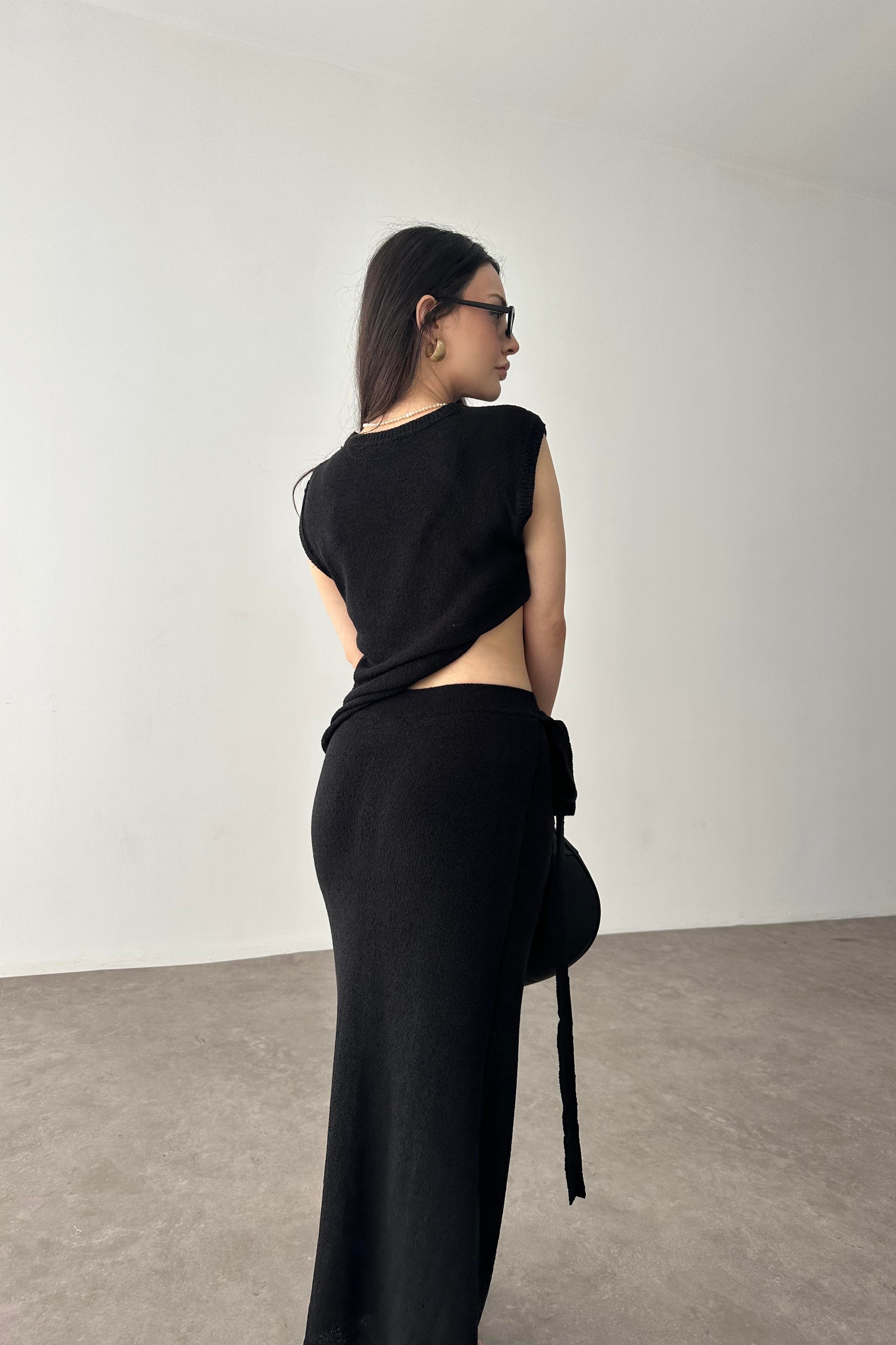 Tiaris Premium Etek Takım Siyah