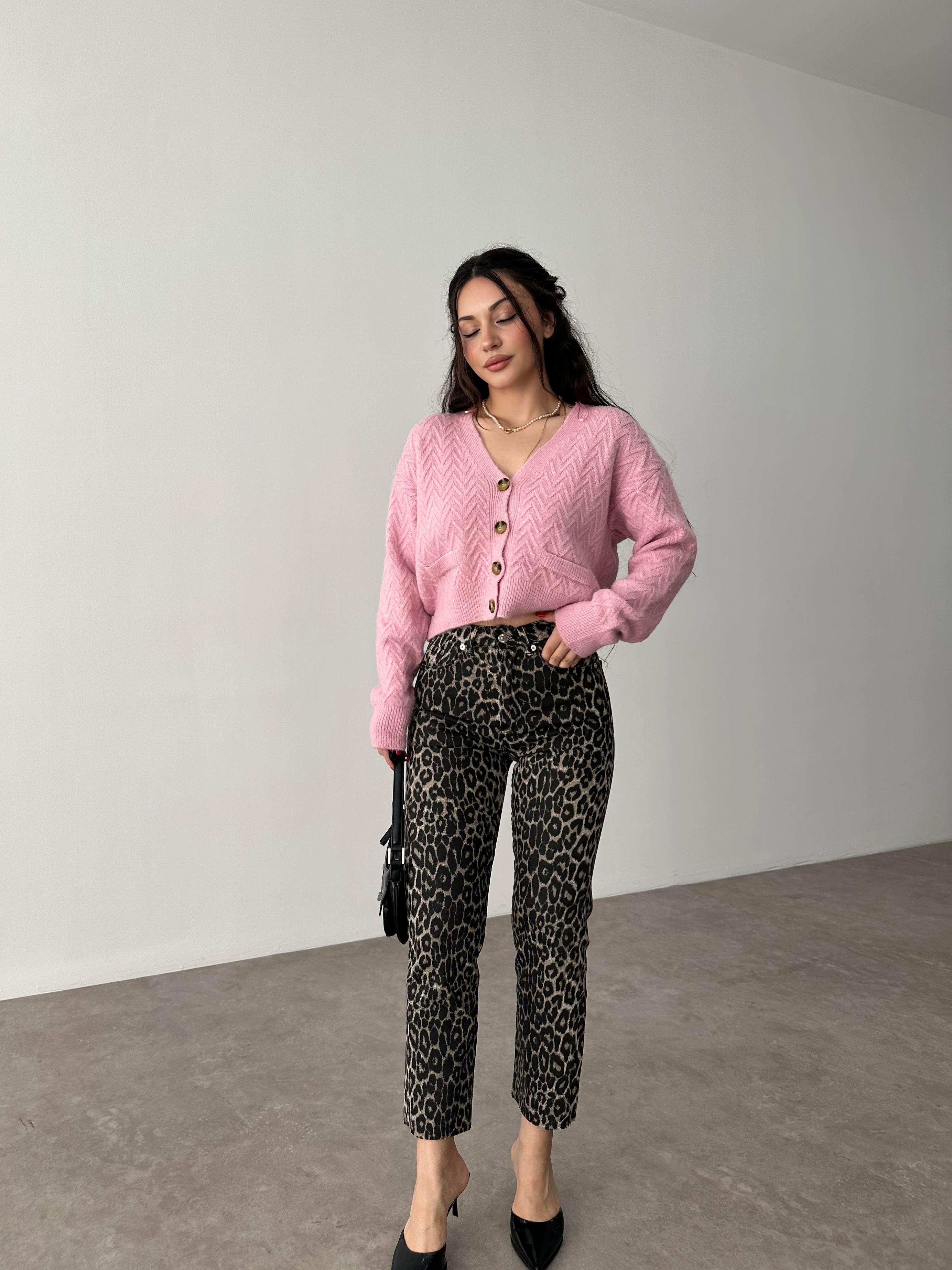 ZR Leo Yüksek Belli Leo Jean