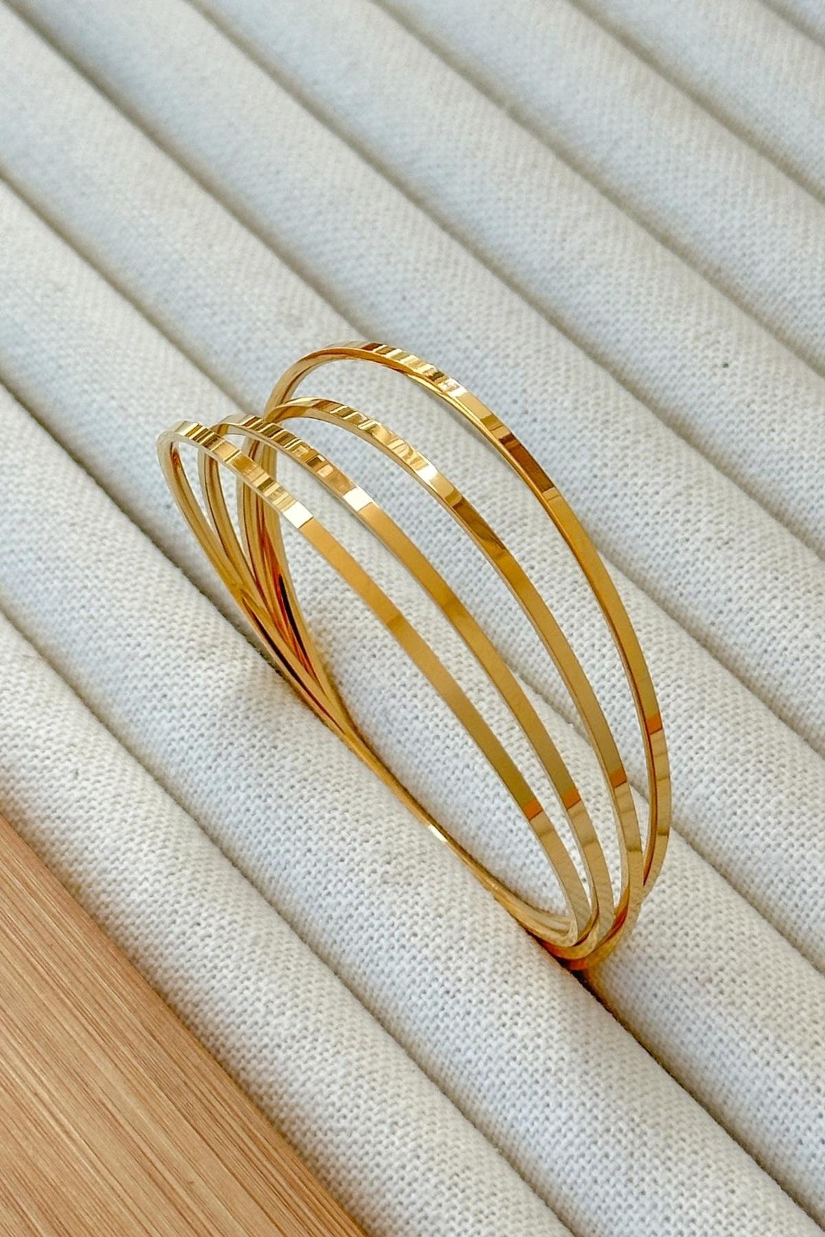 Gold Kelepçe Bileklik – Özel Tasarım Altın Renkli Bilezik