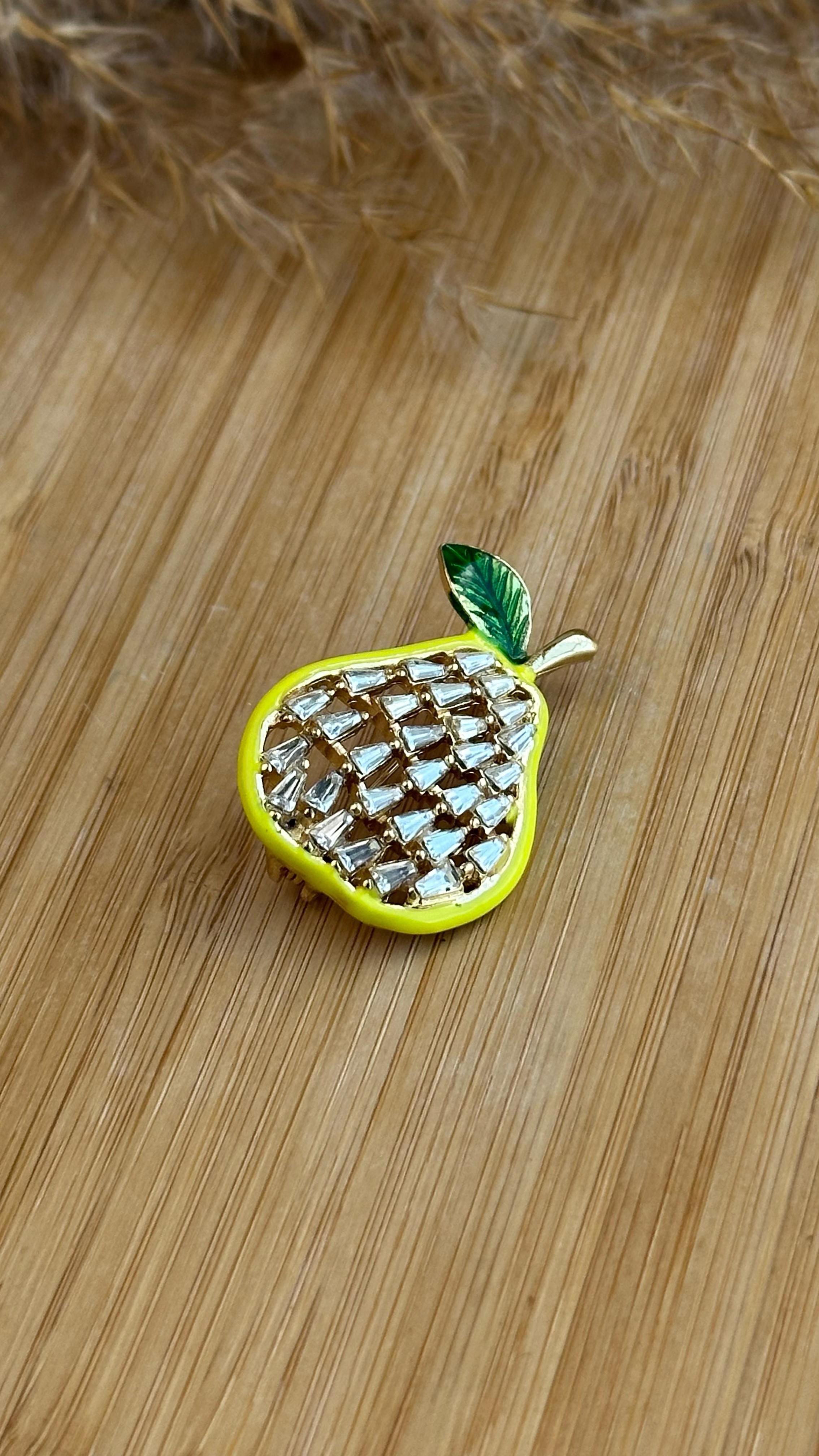 Özel Tasarım Broşu