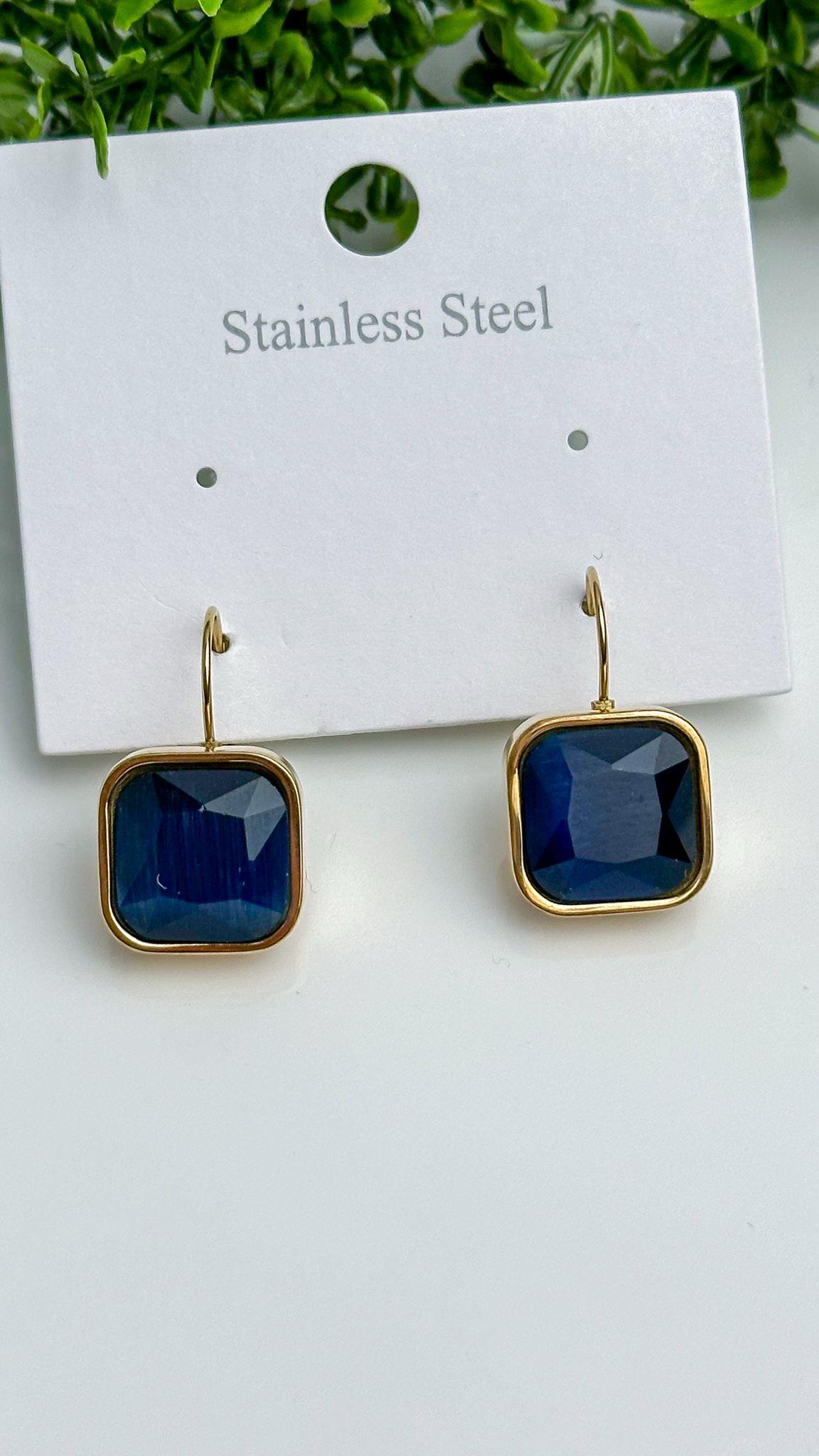 Özel Tasarım Çelik Küpe