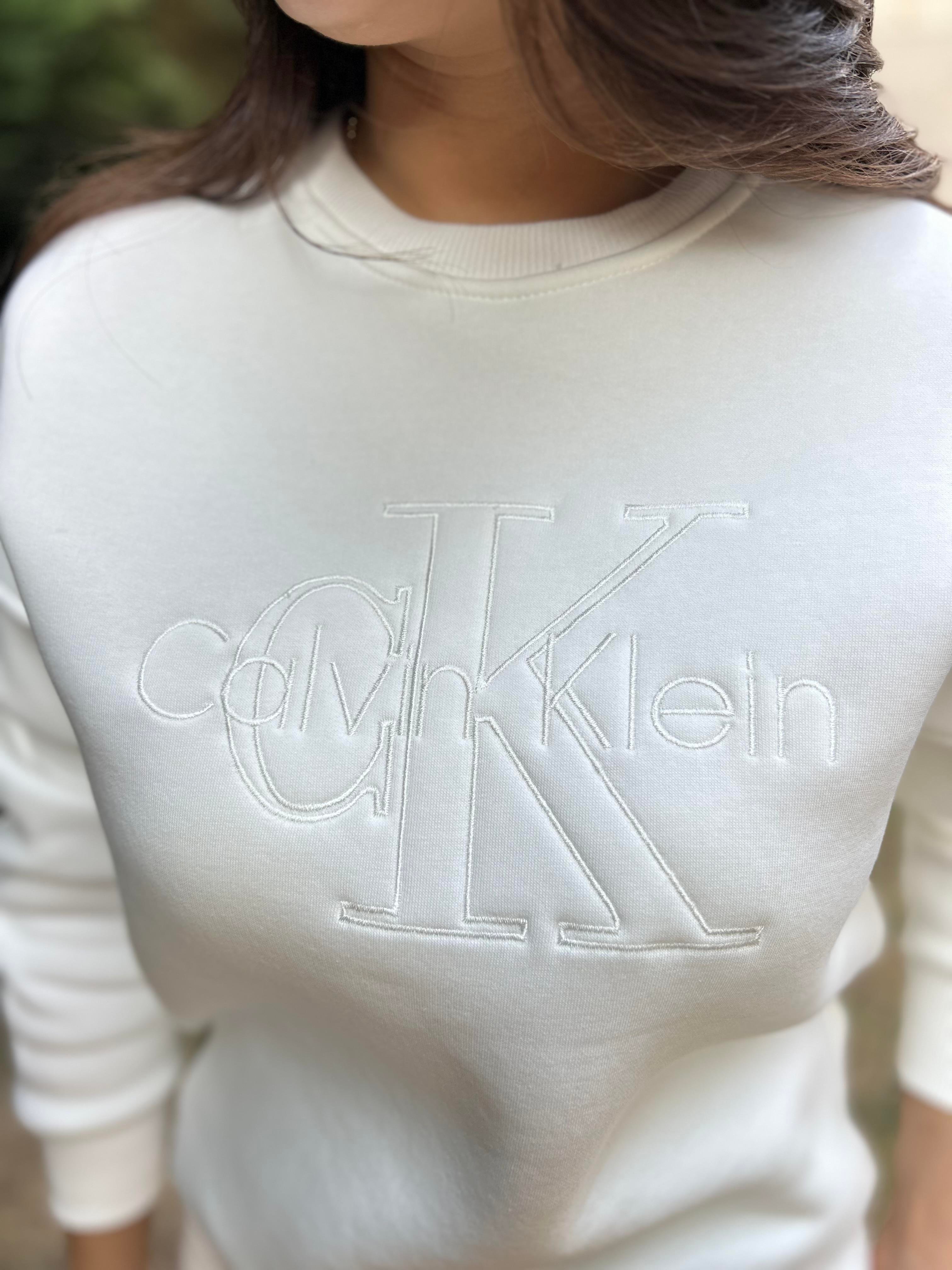 CK BEYAZ SWEATSHİRT