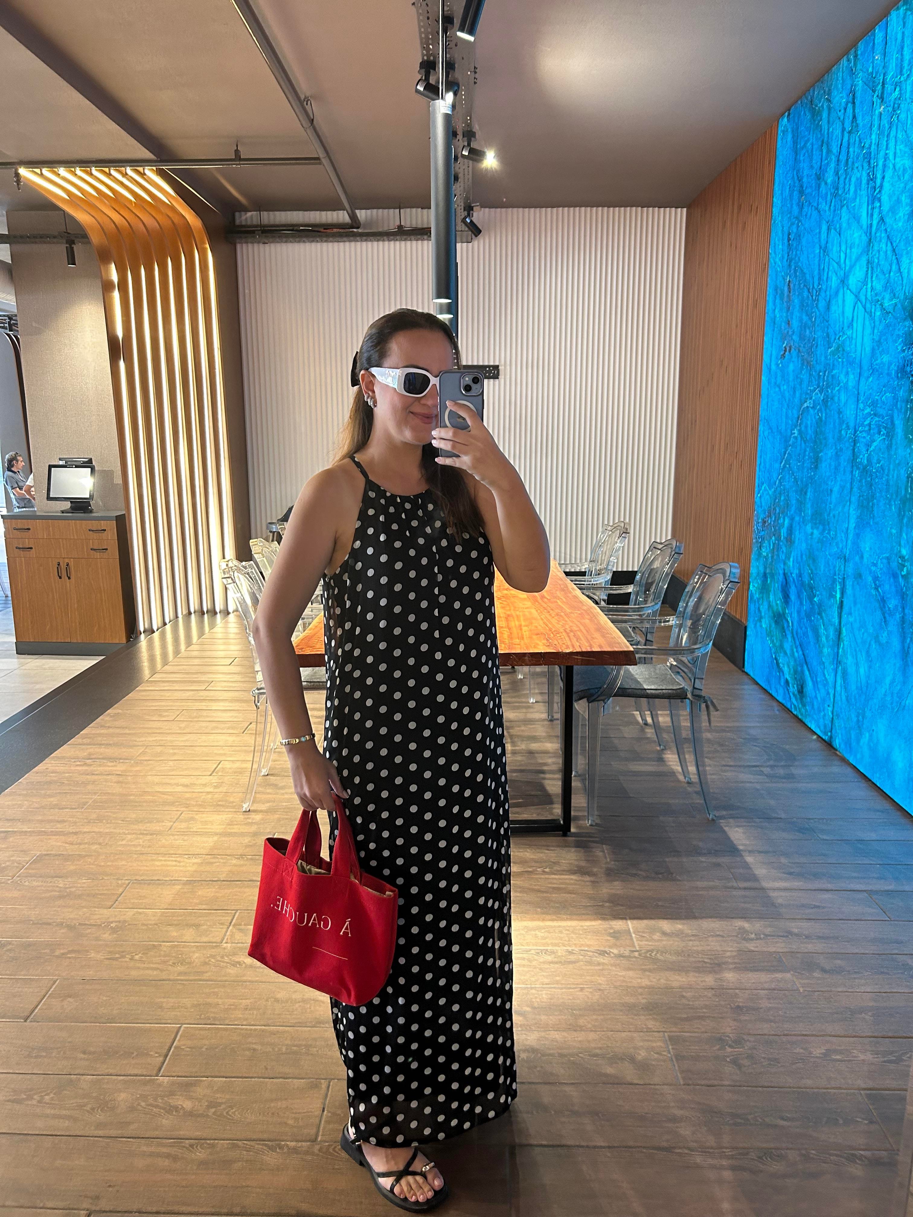 PUANTİYELİ ELBİSE