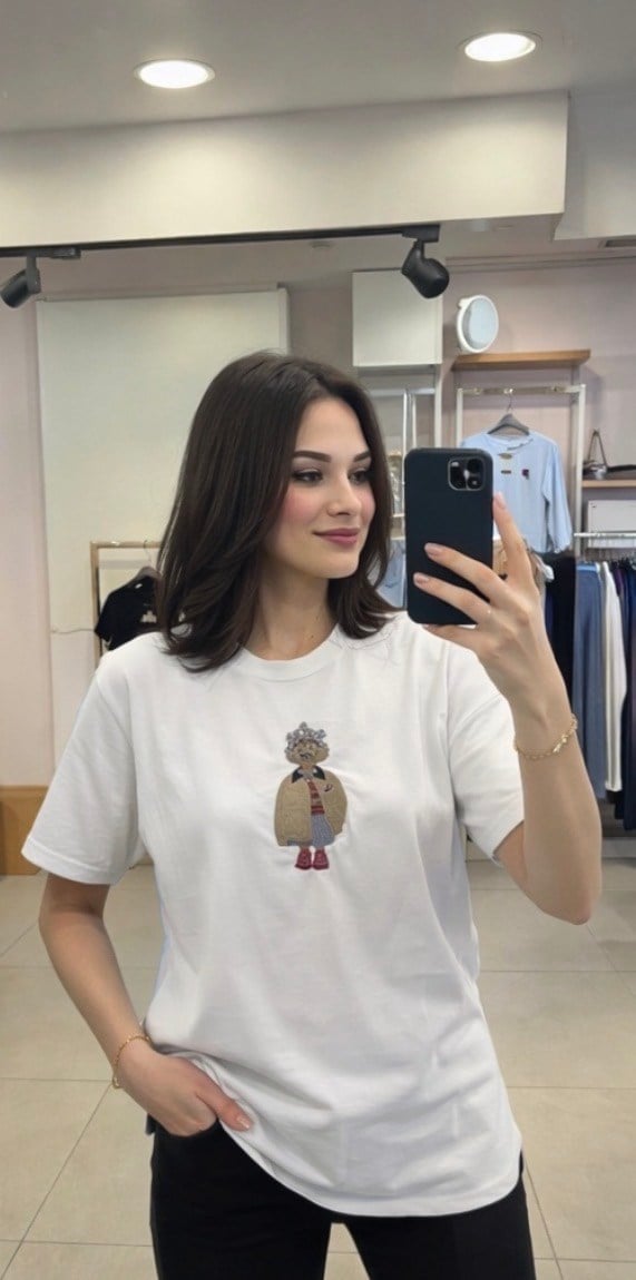 TAÇLI TİŞÖRT BYM 