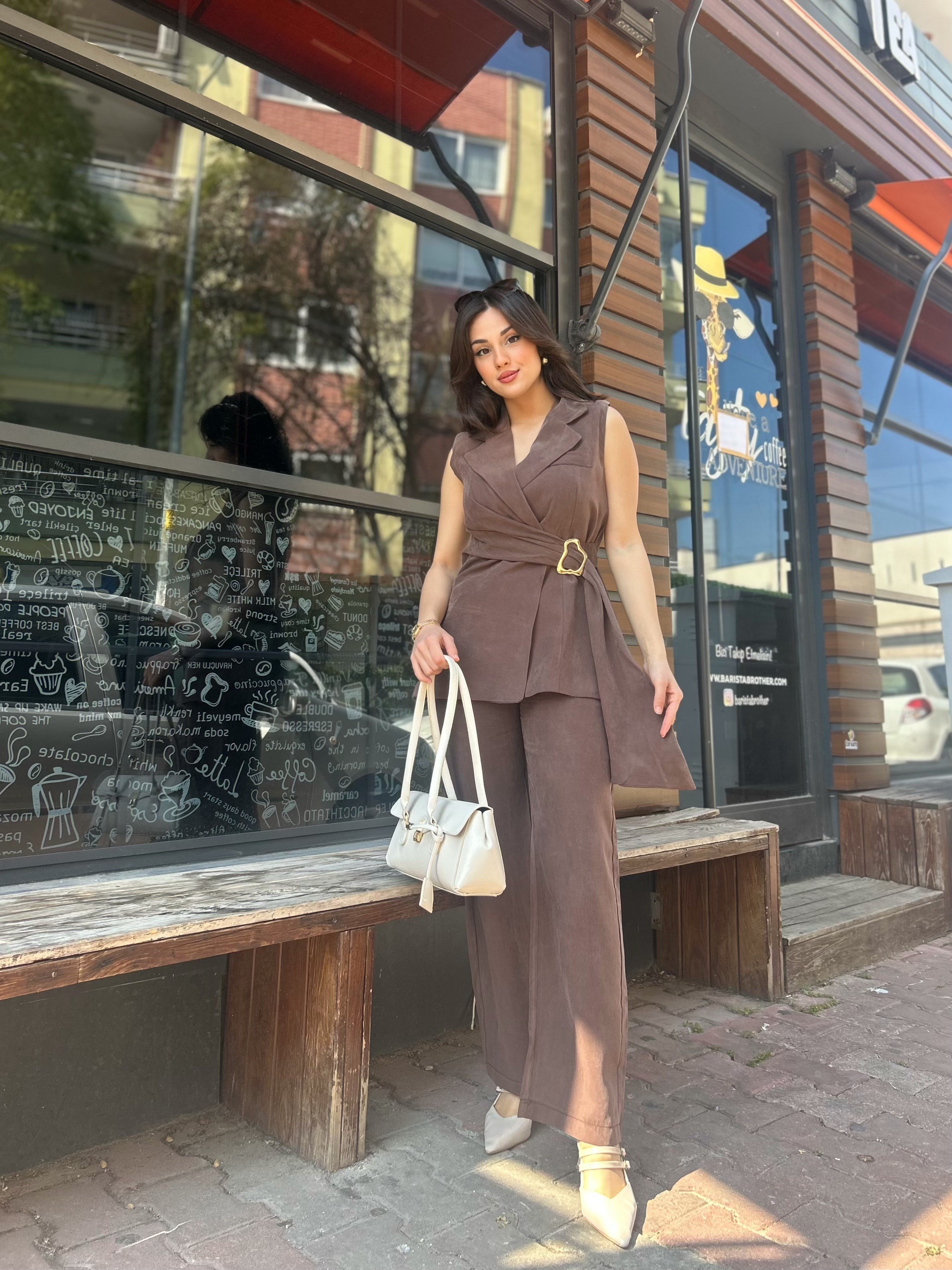 YUNA.TAKIM.KAHVERENGİ