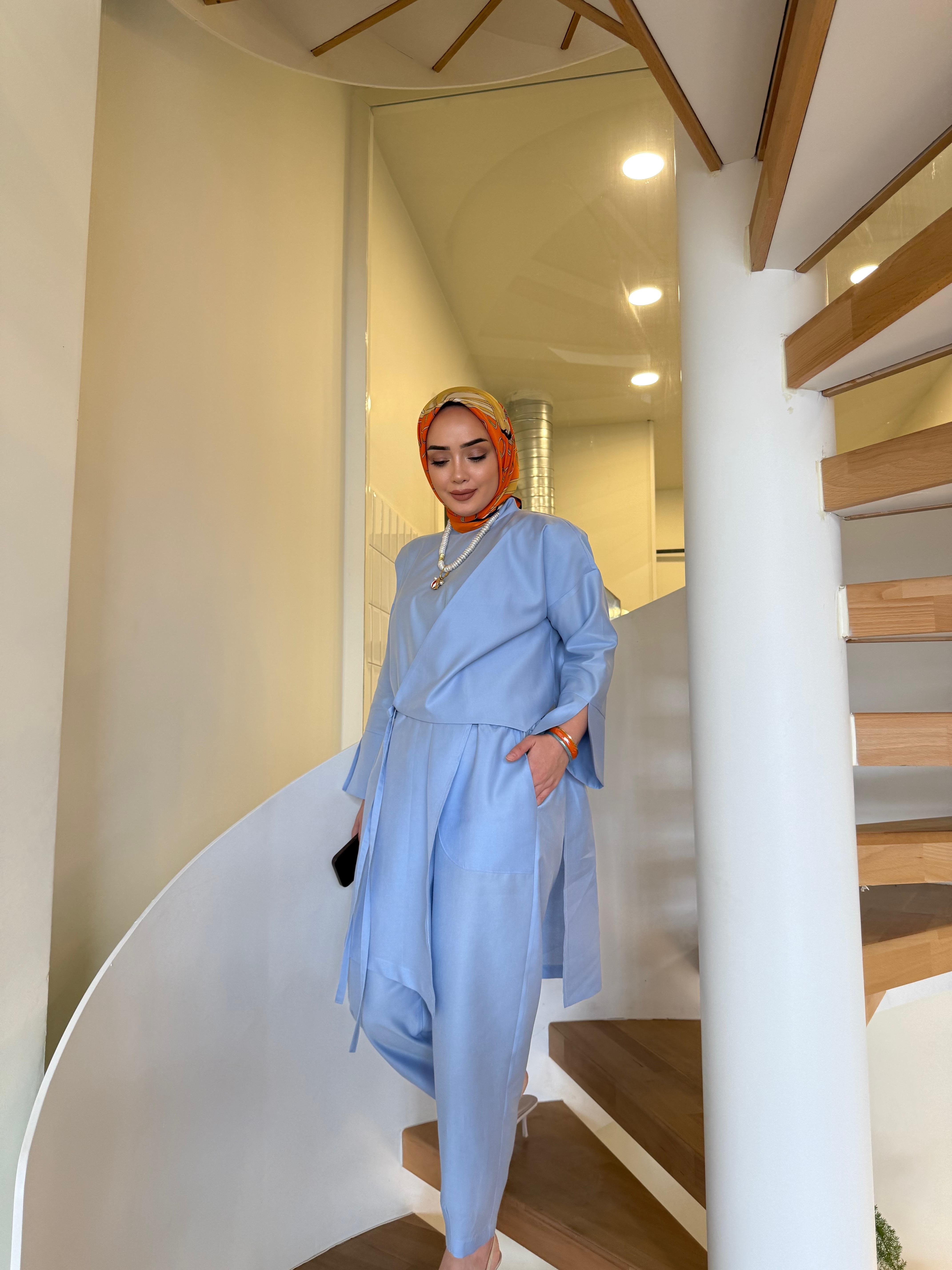 Elana takım mavi