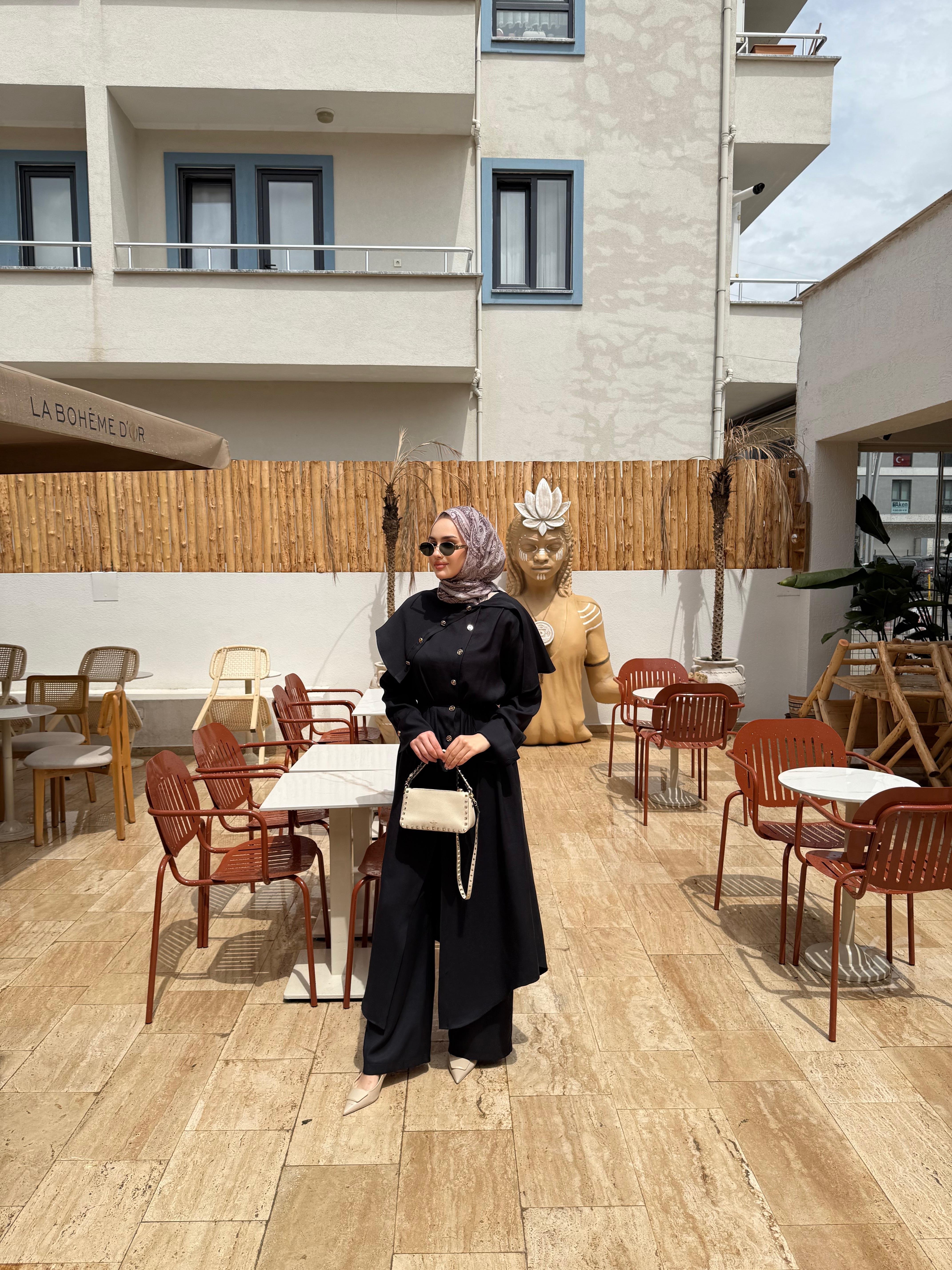 Liza Takım Siyah
