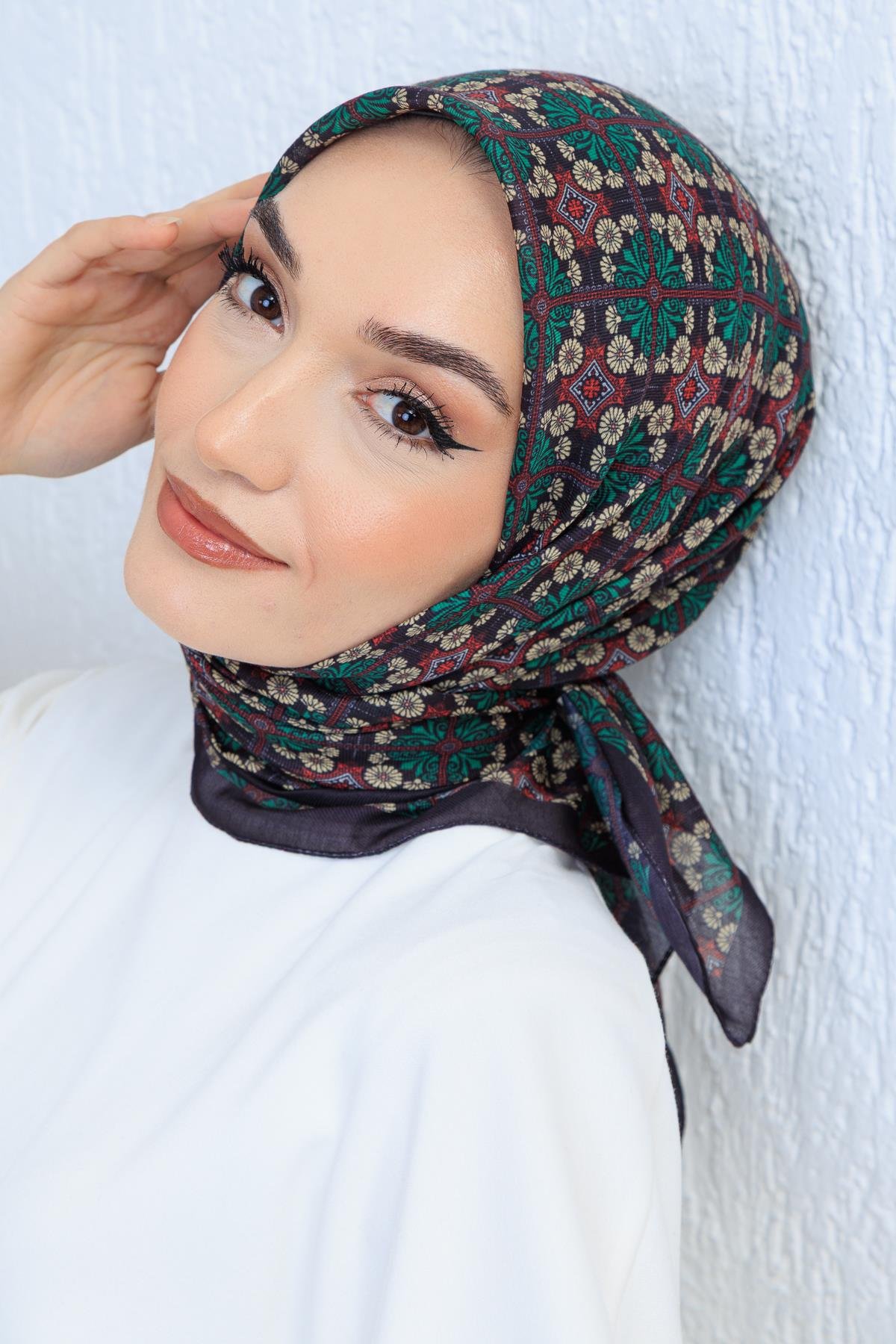 Soft Pamuk Desenli Eşarp - 108