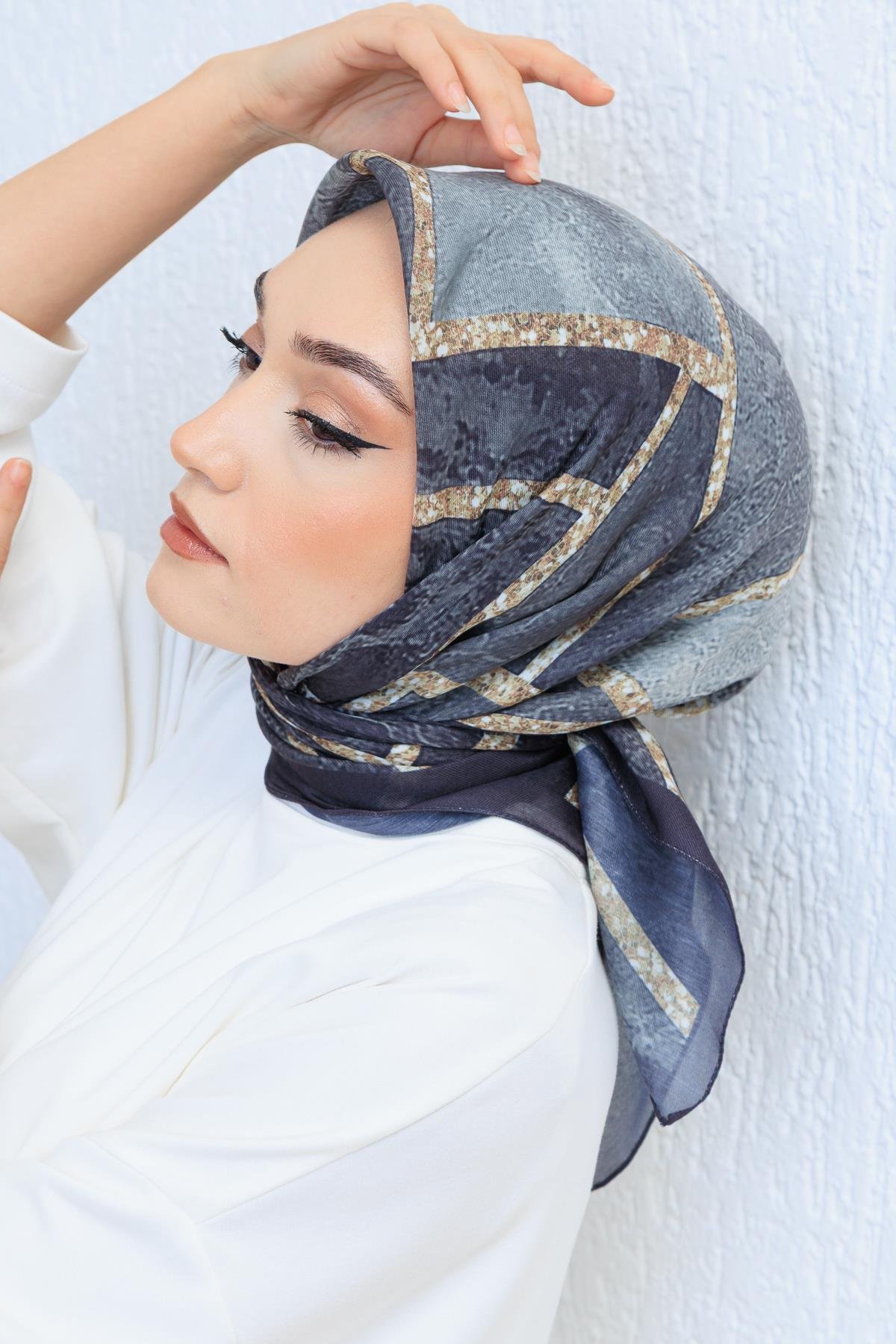 Soft Pamuk Desenli Eşarp - 110