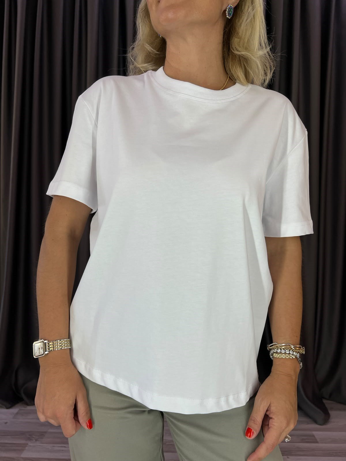 Dekoratif Dikişli Beyaz Dlvn Tshirt