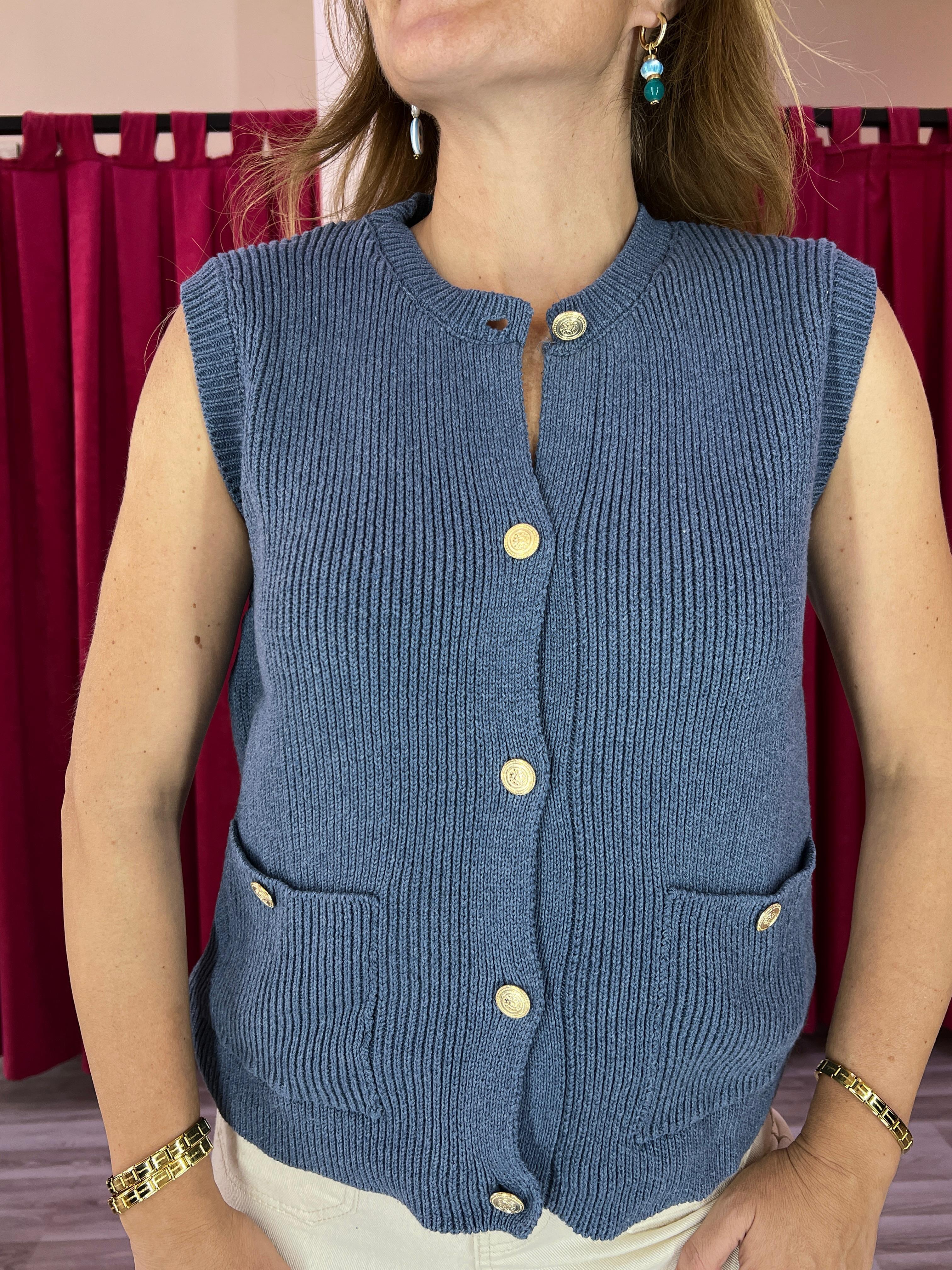 Gold Düğmeli İndigo Rengi Triko Yelek