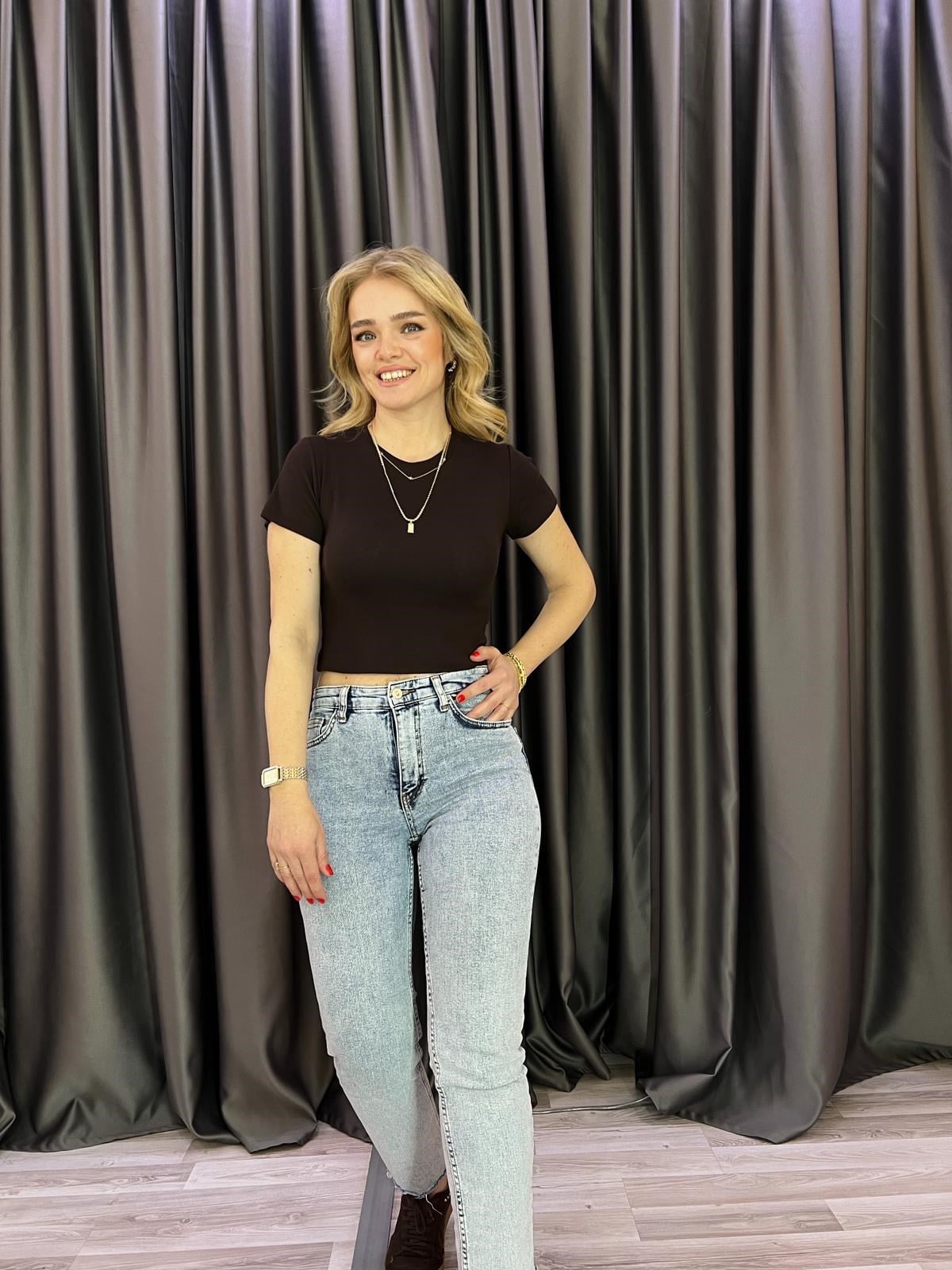Kısa Kollu Kahve Crop Top 