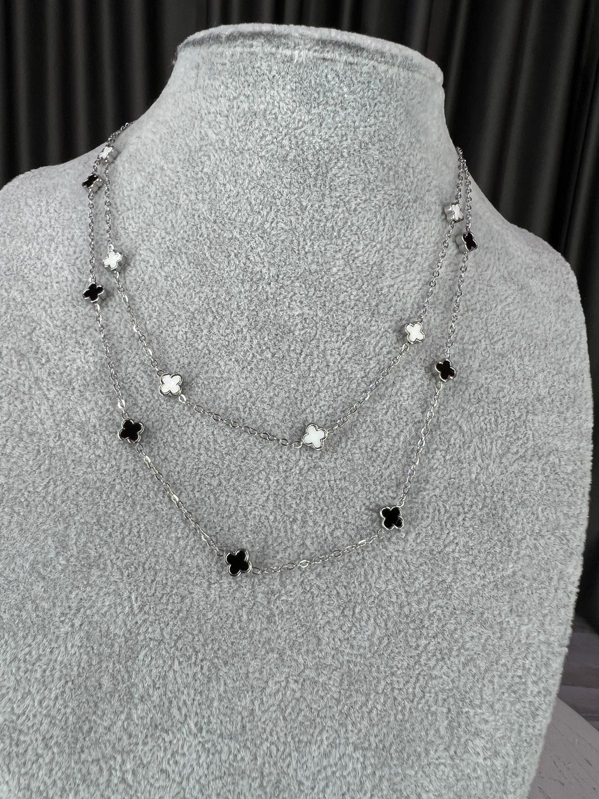 Orijinal Marka Model Yonca Detaylı Kolye