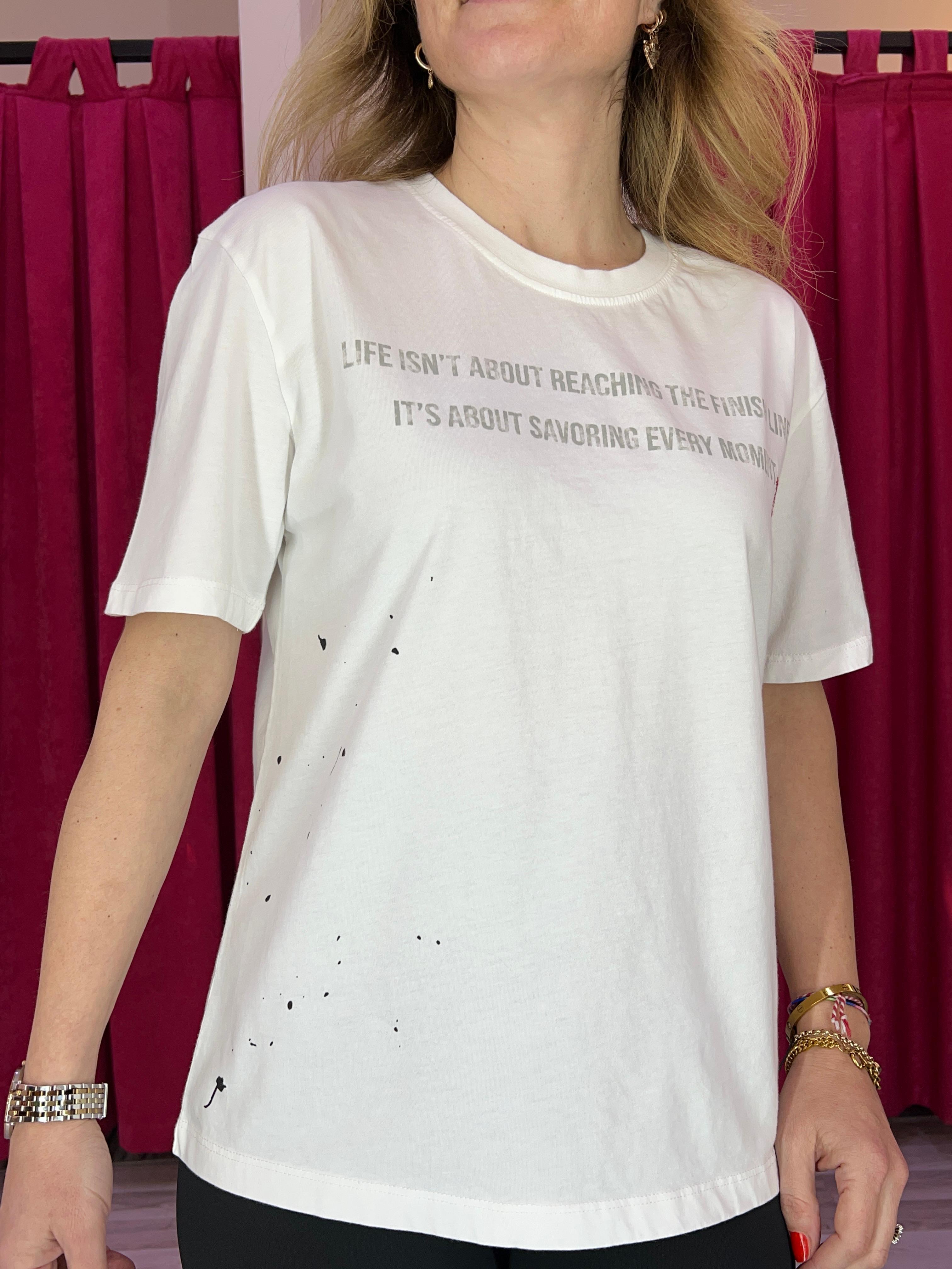 Orijinal Marka Nakış Kalp Detaylı Tshirt
