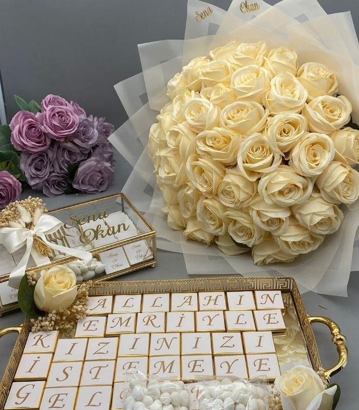 Krem Güllü İsteme Çiçeği Ve Çikolatası 3 lü Set