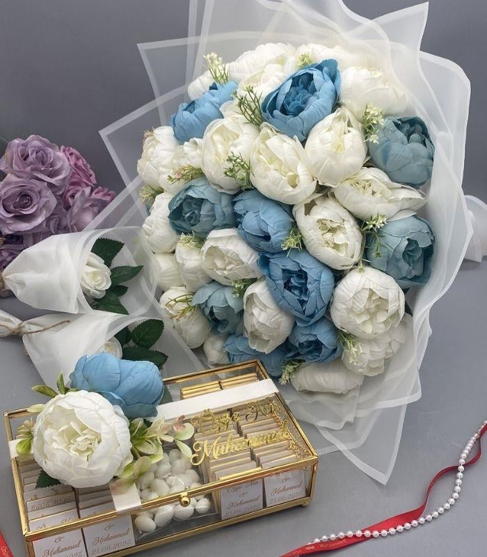 Mavi Beyaz Şakayık Çiçeği ve Çikolatası