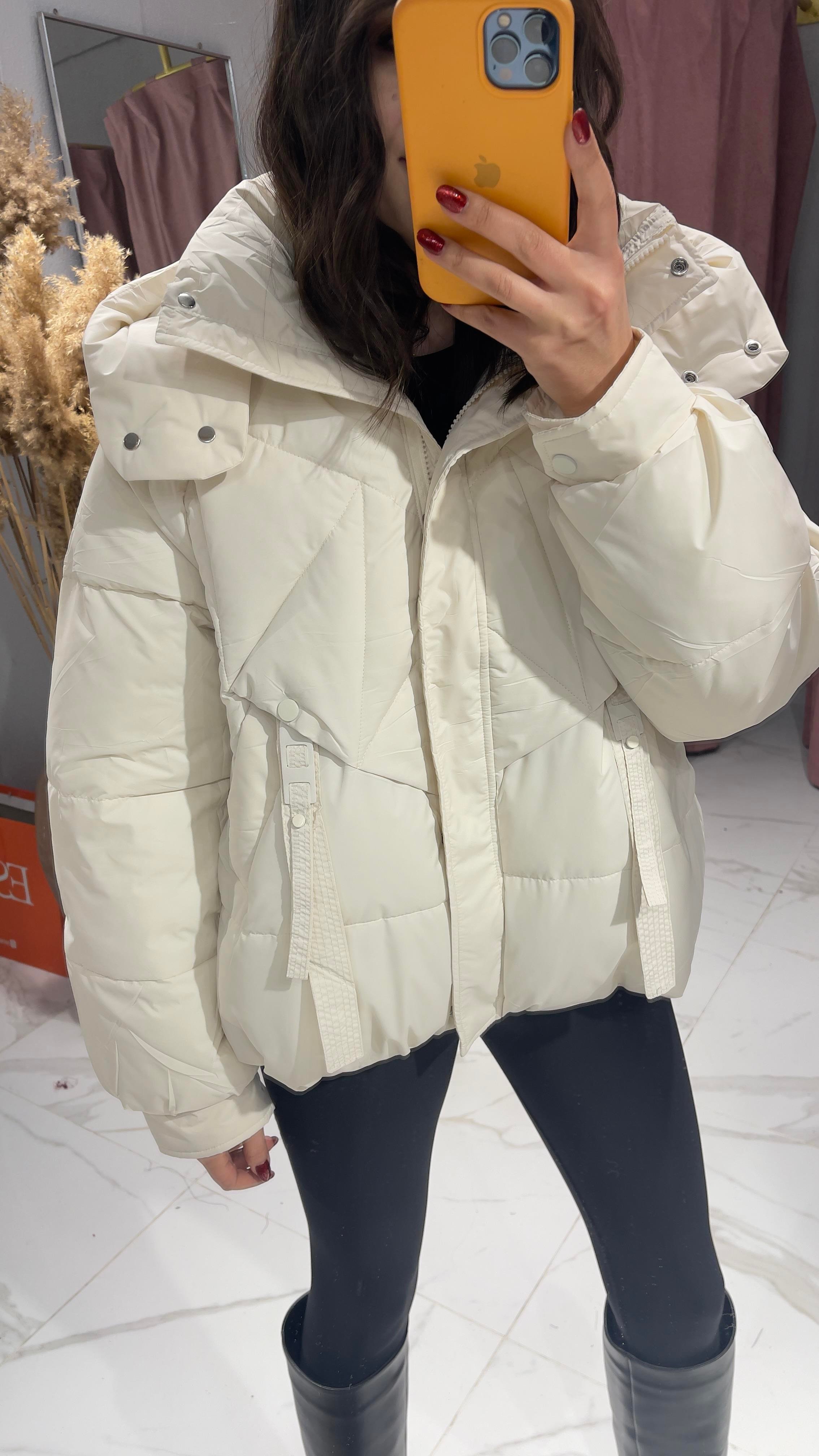 TASARIM MODEL ŞİŞME MONT-EKRU