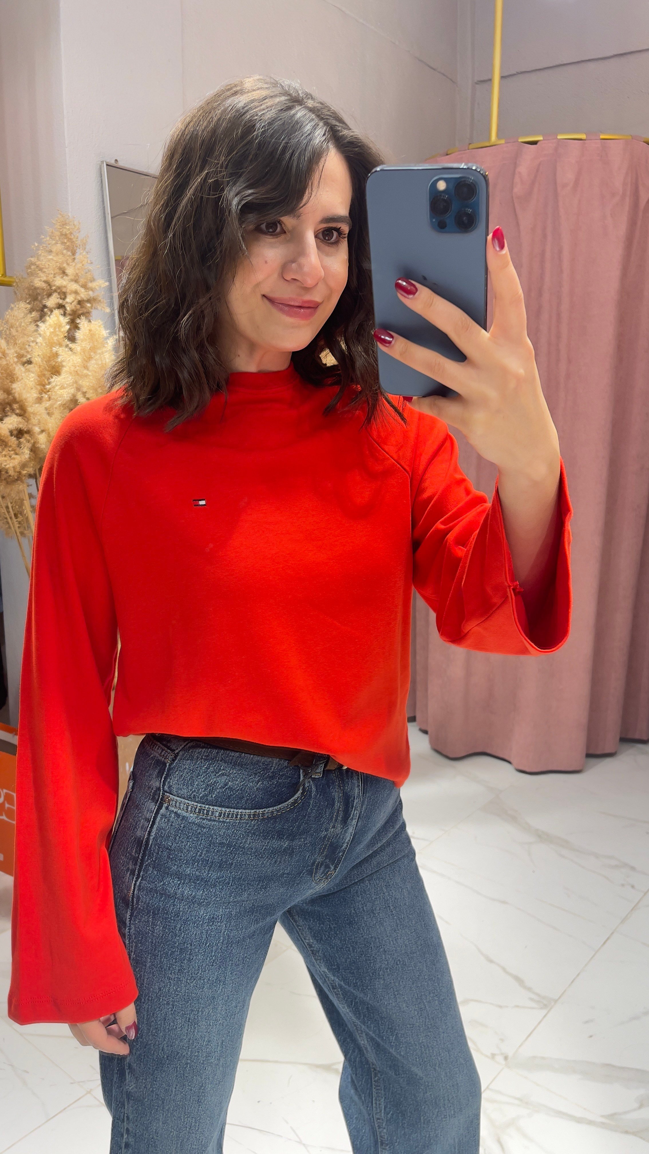 TMMY UZUN KOLLU SWEATSHİRT-KIRMIZI