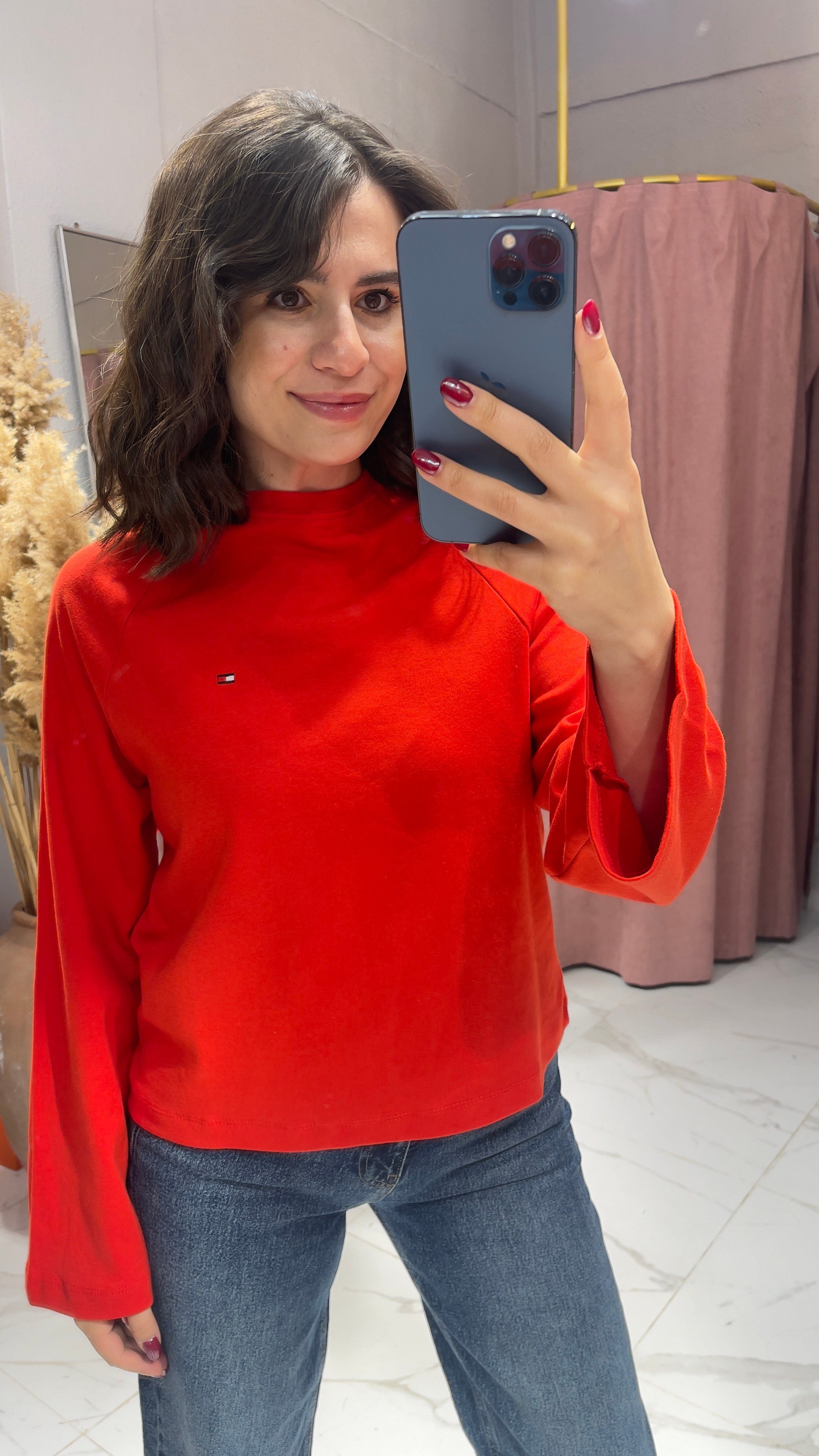TMMY UZUN KOLLU SWEATSHİRT-KIRMIZI