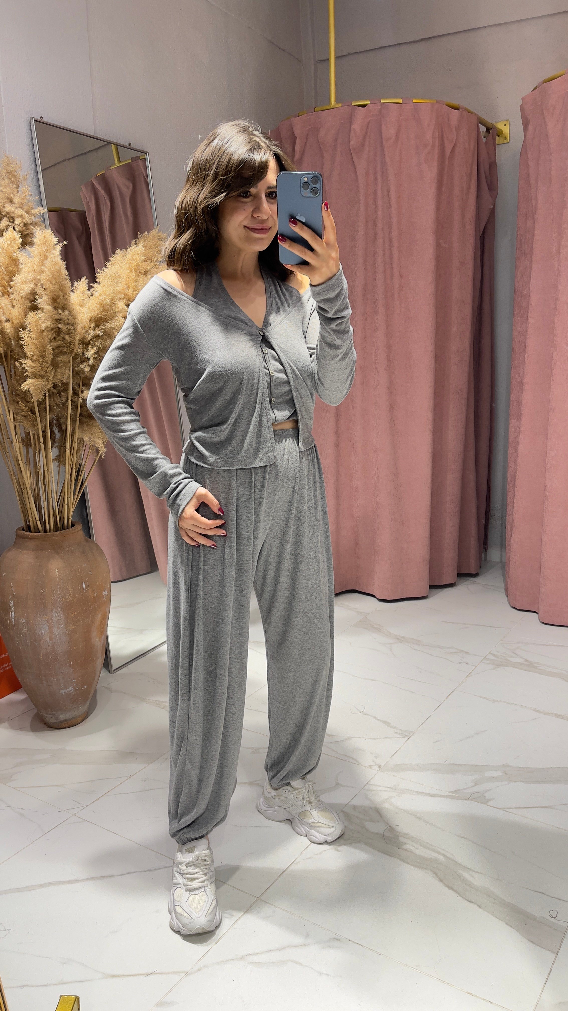 ZR MODEL KENDİNDEN YELEKLİ İNCE TAKIM-GRİ